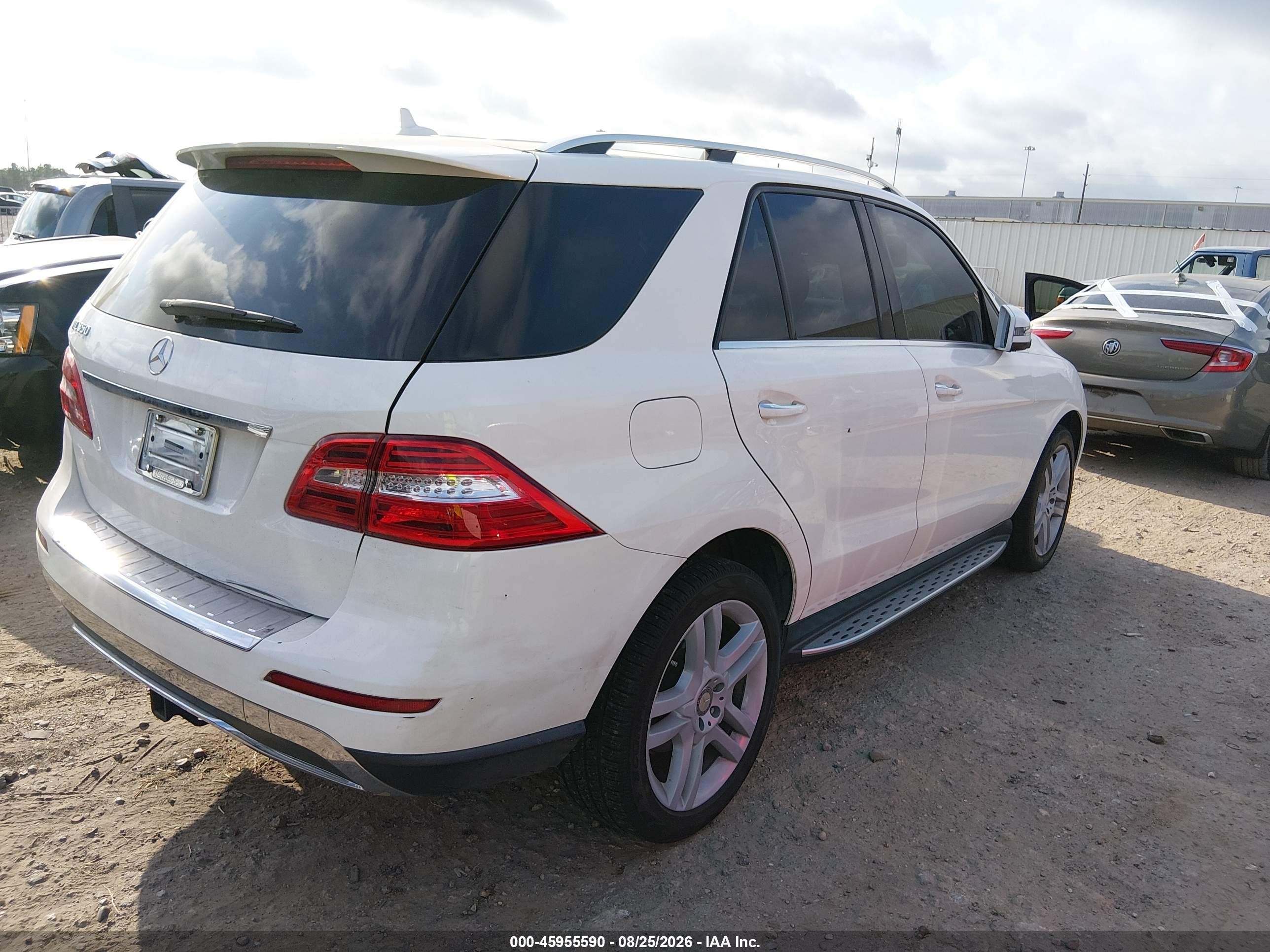 2014 Mercedes-benz Ml 350   White vin: 4JGDA5JB1EA397694