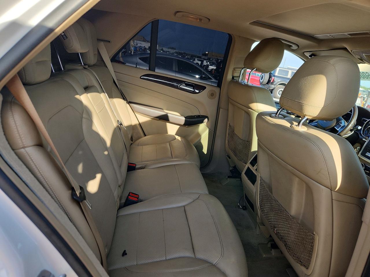 2014 Mercedes-benz Ml 350 White vin: 4JGDA5JB1EA414641