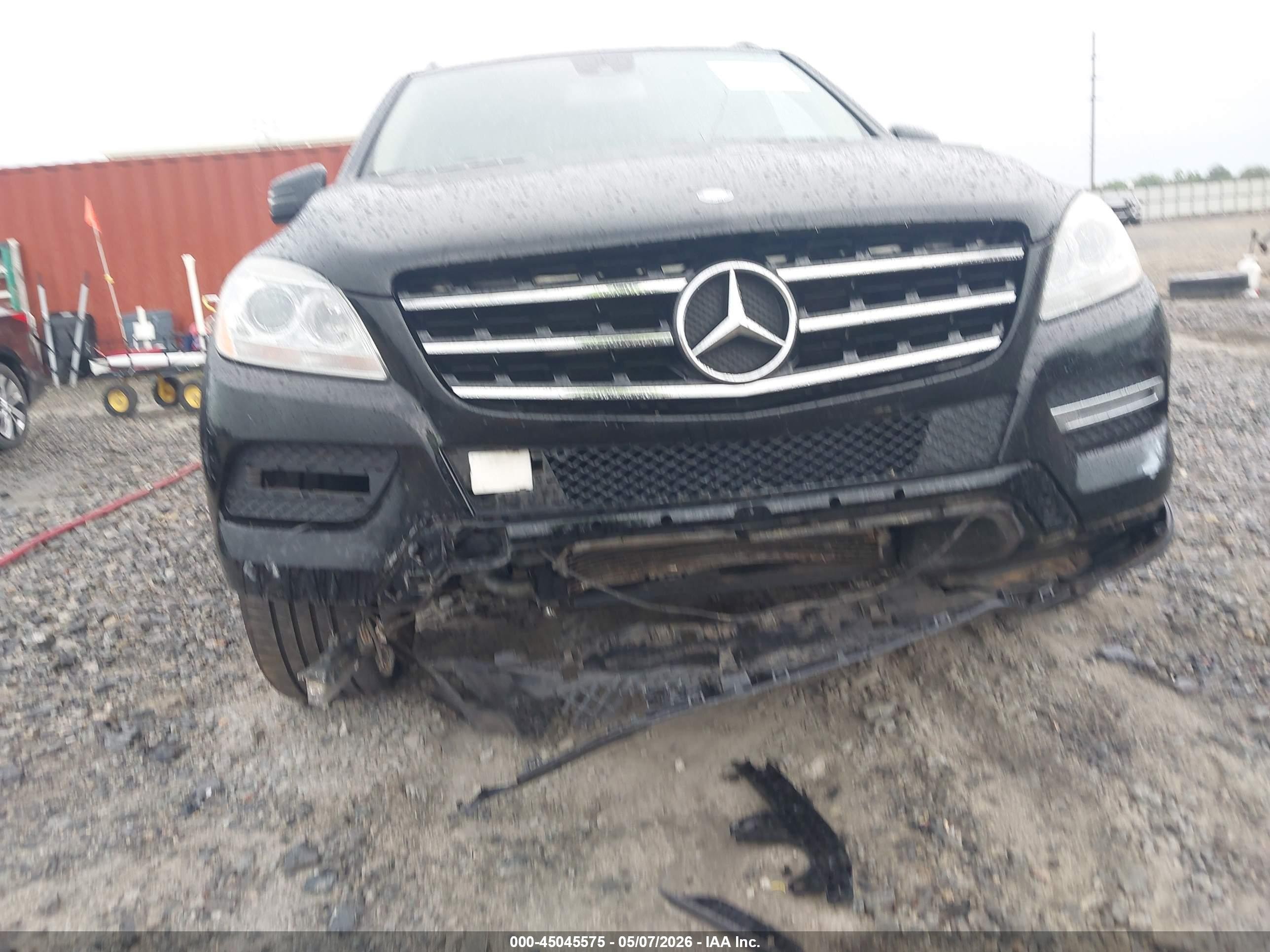 2015 Mercedes-benz Ml 350   Black vin: 4JGDA5JB1FA474596