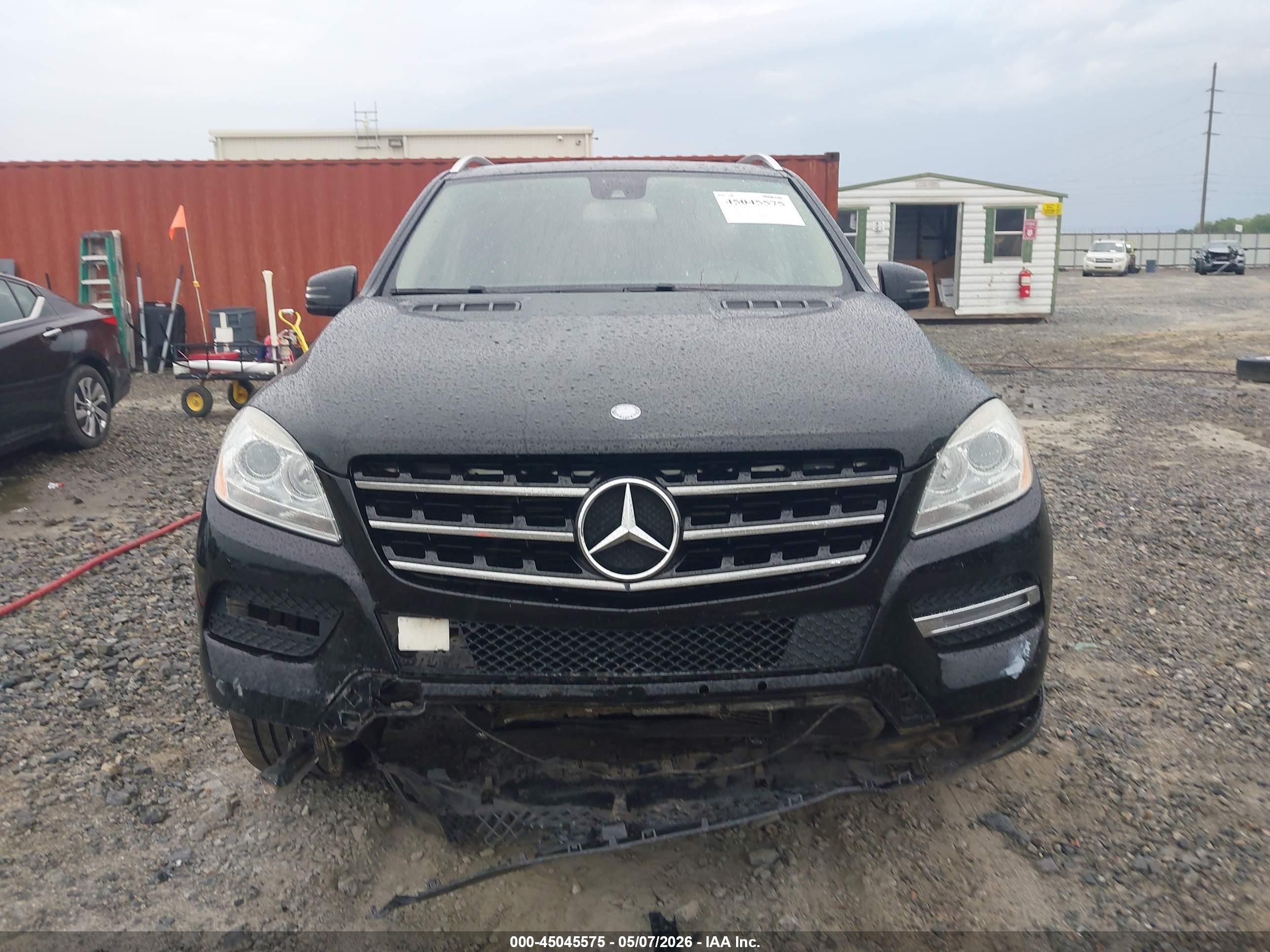 2015 Mercedes-benz Ml 350   Black vin: 4JGDA5JB1FA474596