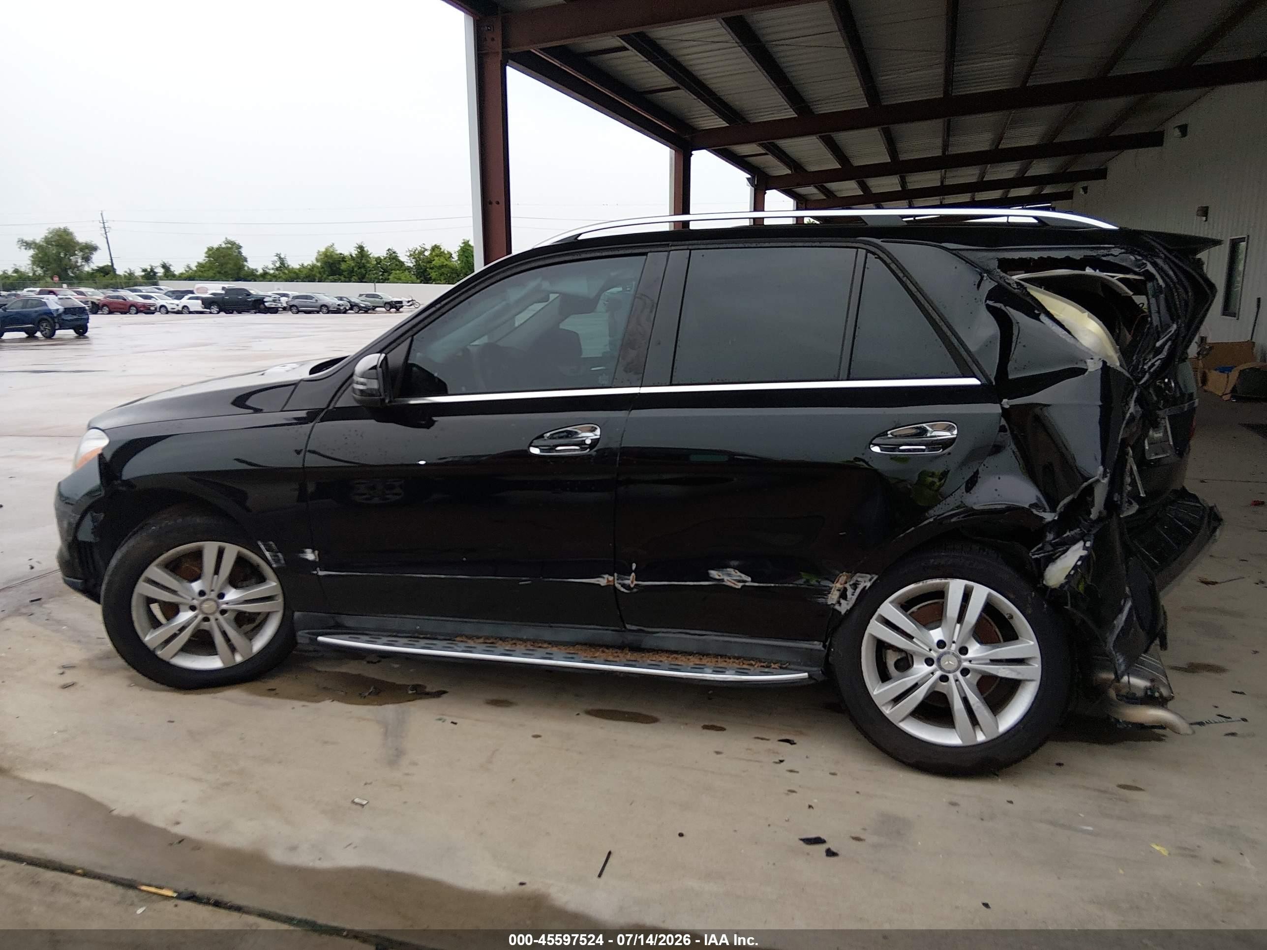 2015 Mercedes-benz Ml 350   Black vin: 4JGDA5JB1FA478230