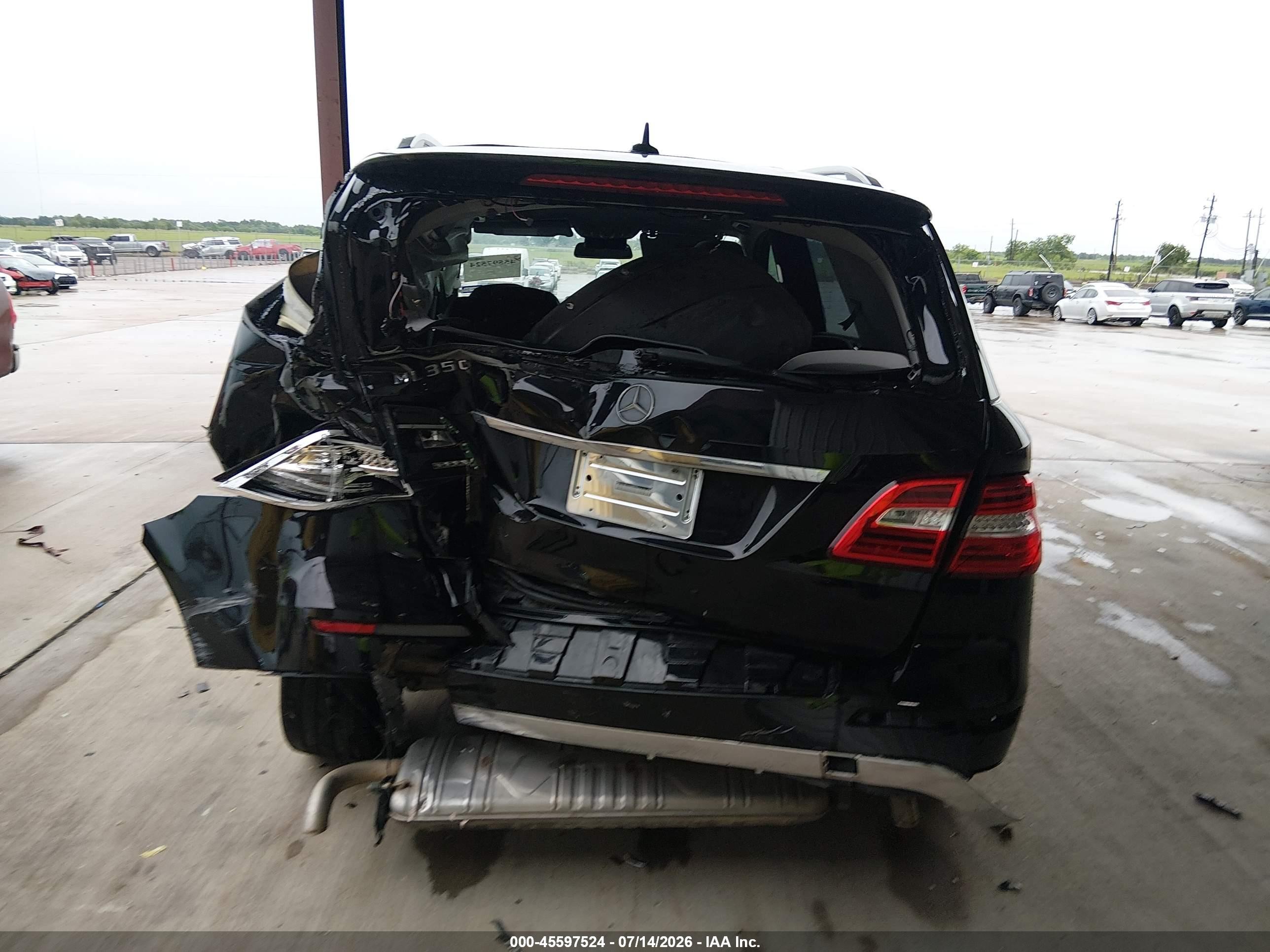 2015 Mercedes-benz Ml 350   Black vin: 4JGDA5JB1FA478230