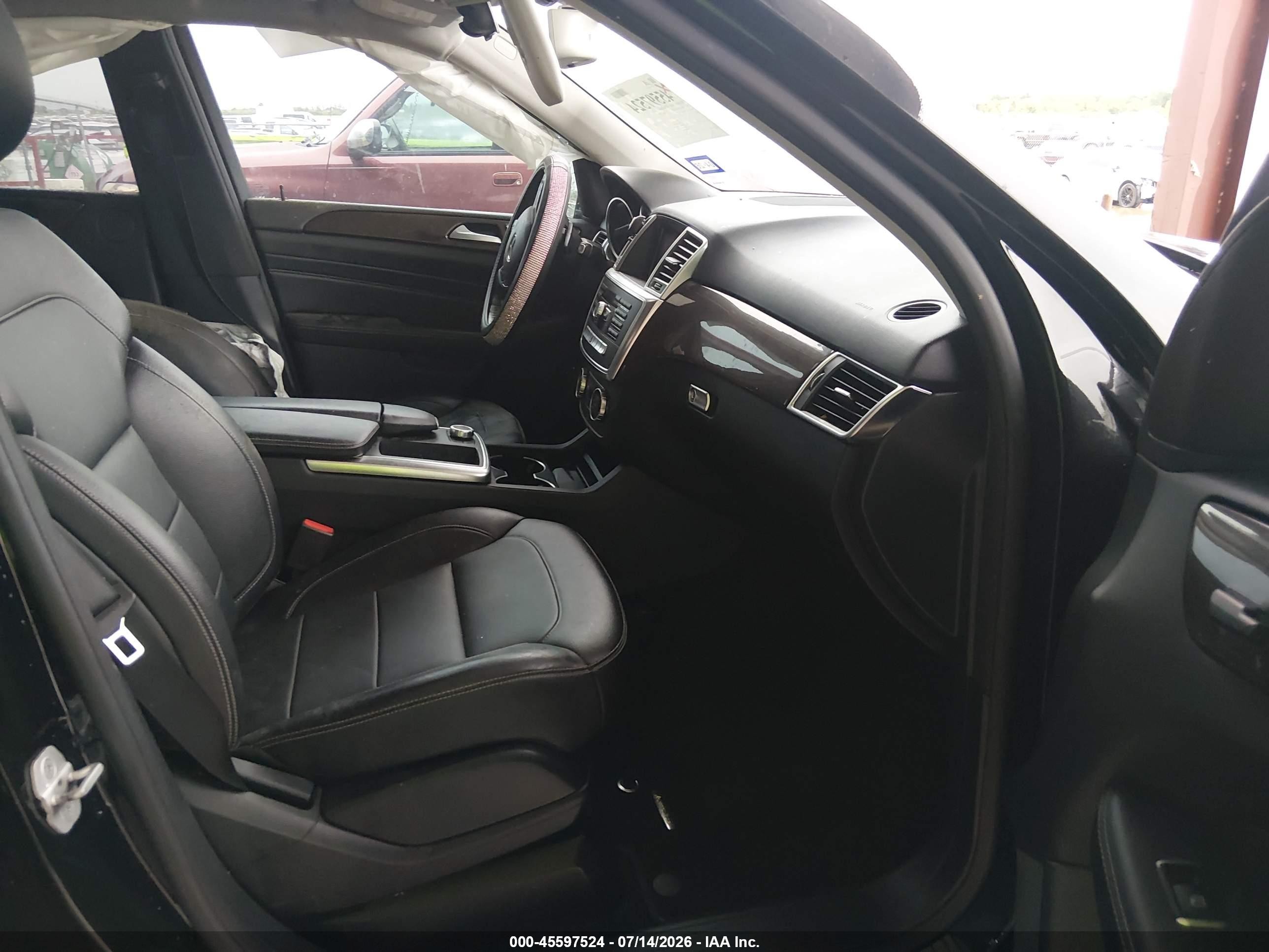 2015 Mercedes-benz Ml 350   Black vin: 4JGDA5JB1FA478230