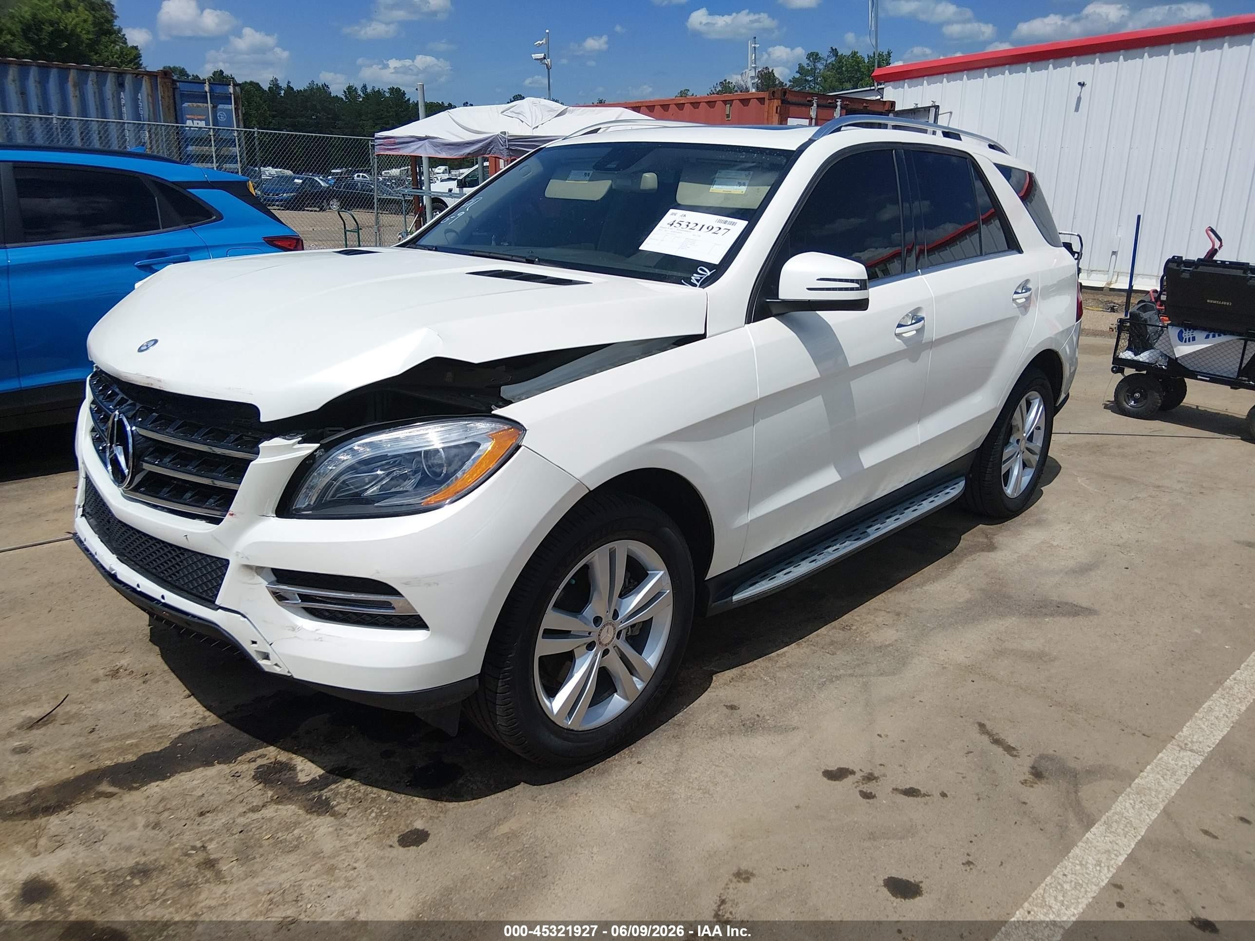 2015 Mercedes-benz Ml 350   White vin: 4JGDA5JB1FA479734
