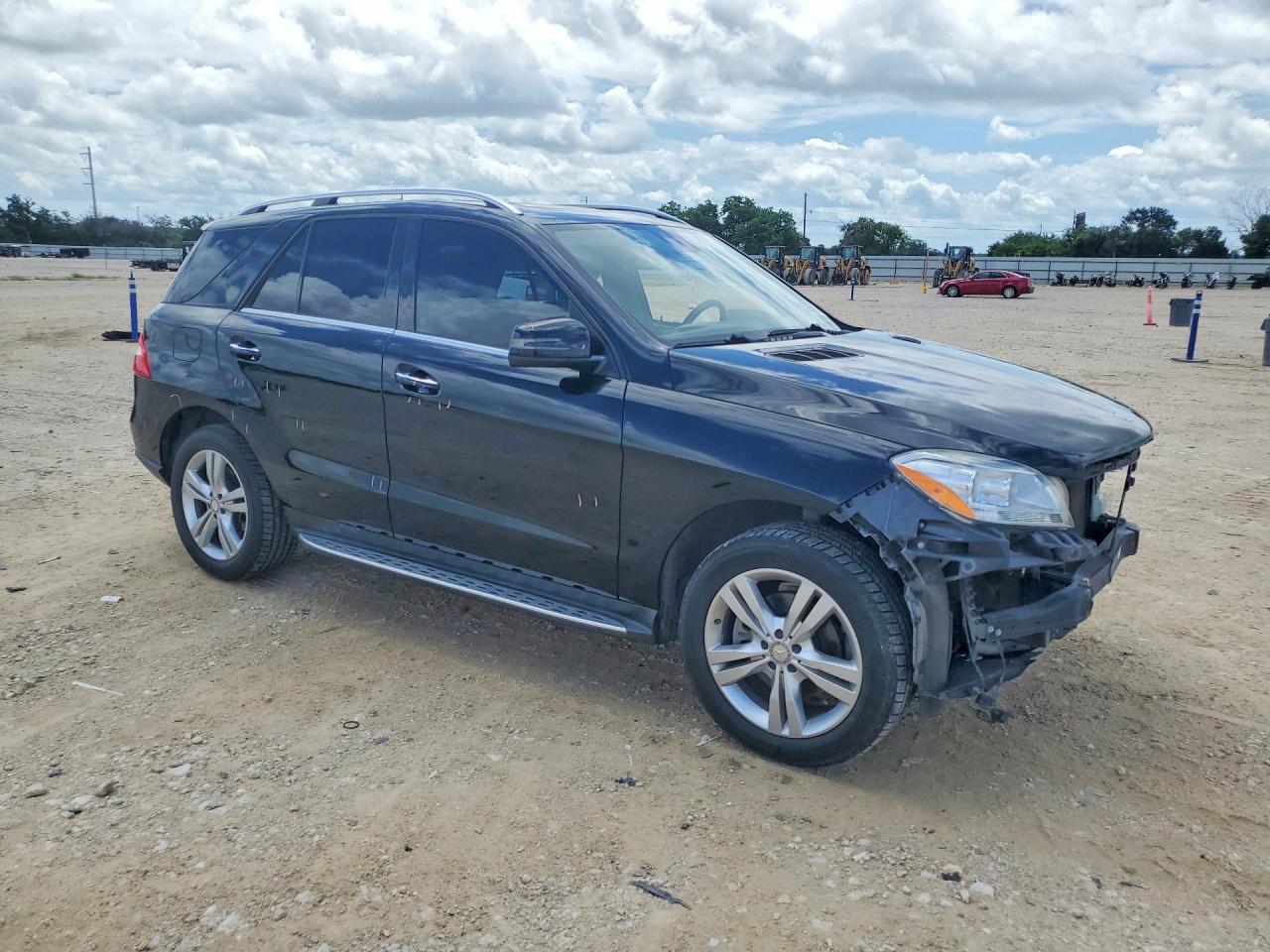 2015 Mercedes-benz Ml 350 Black vin: 4JGDA5JB1FA546137