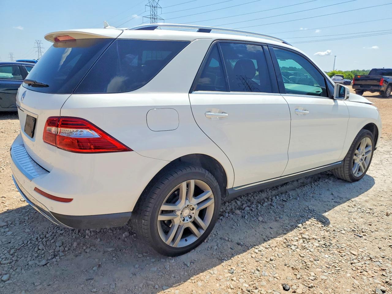 2015 Mercedes-benz Ml 350 Белый vin: 4JGDA5JB1FA575234