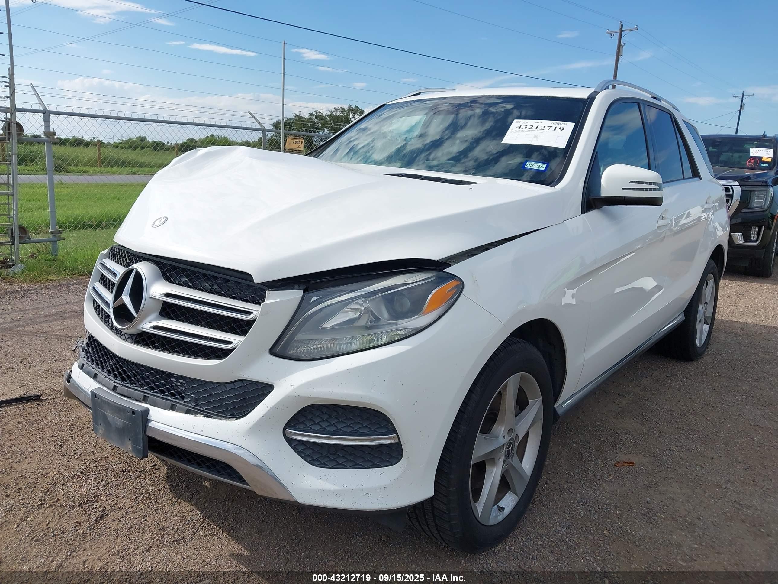 2017 Mercedes-benz Gle 350   White vin: 4JGDA5JB1HA910897