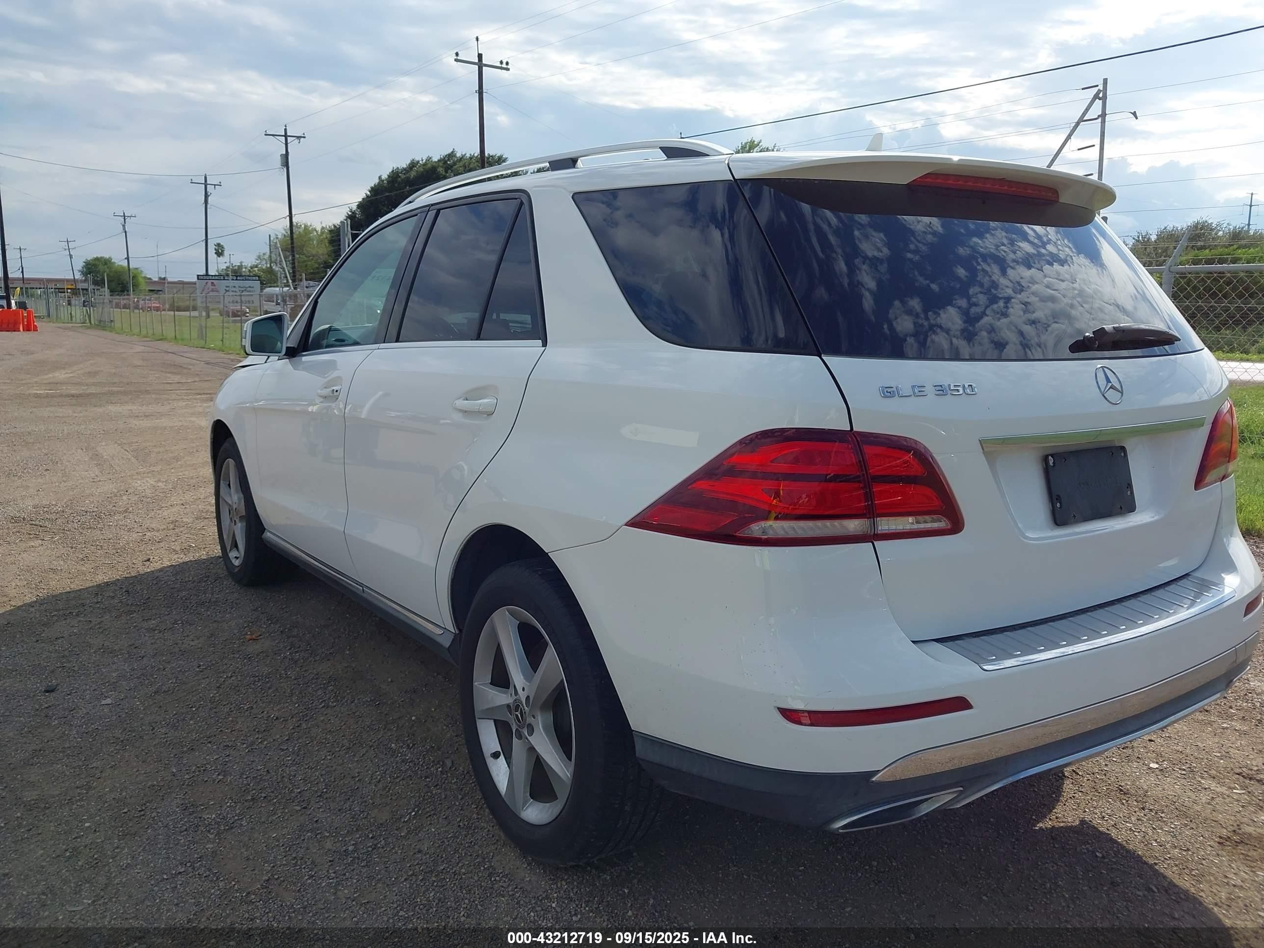 2017 Mercedes-benz Gle 350   White vin: 4JGDA5JB1HA910897