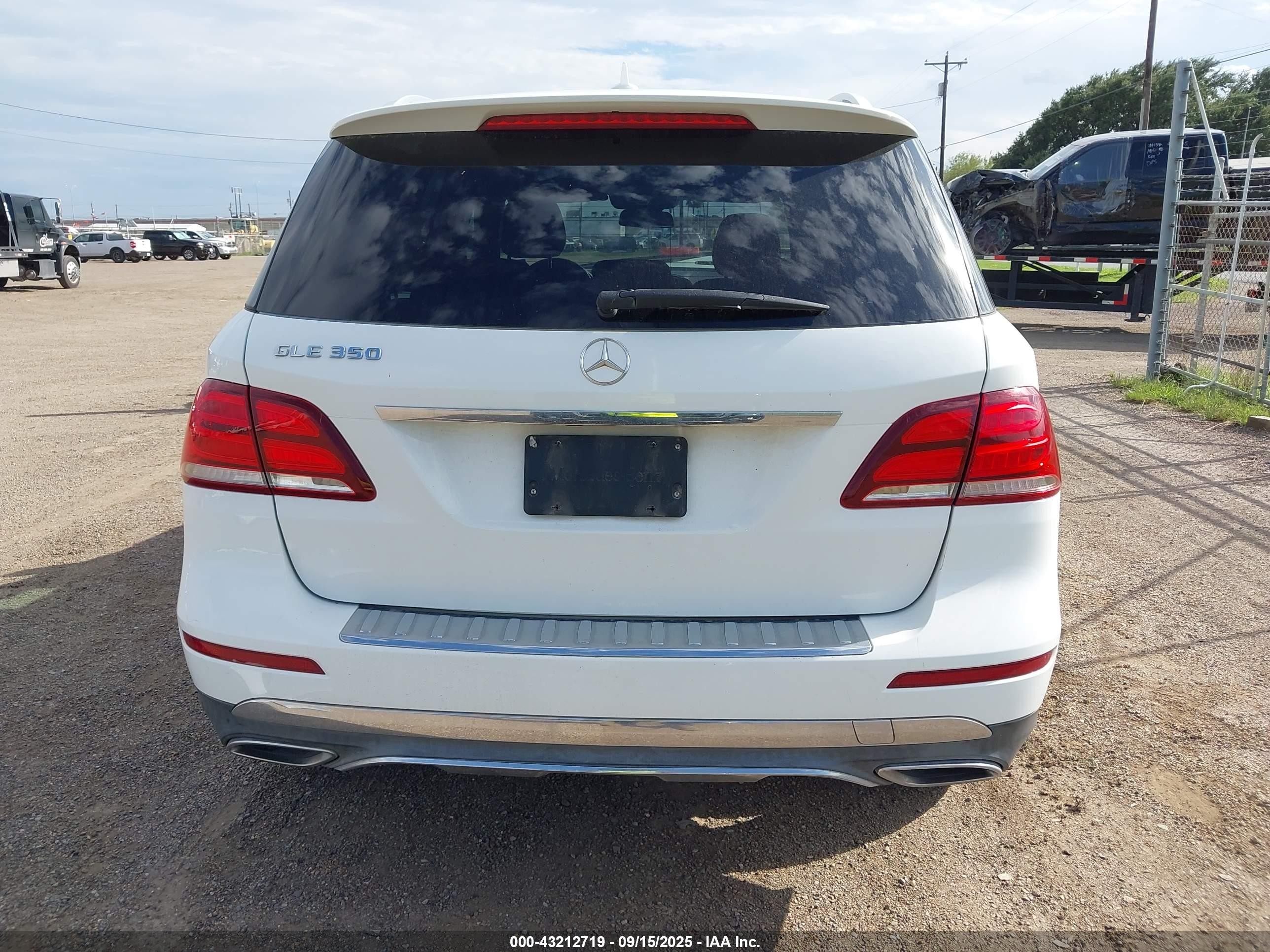 2017 Mercedes-benz Gle 350   White vin: 4JGDA5JB1HA910897