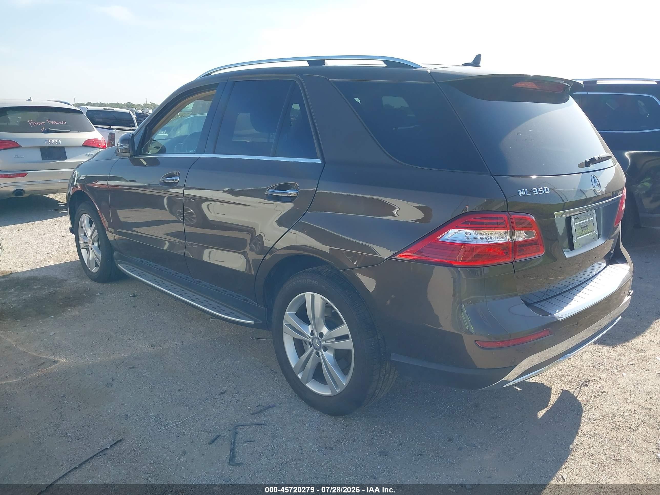 2013 Mercedes-benz Ml 350   Коричневый vin: 4JGDA5JB2DA104660