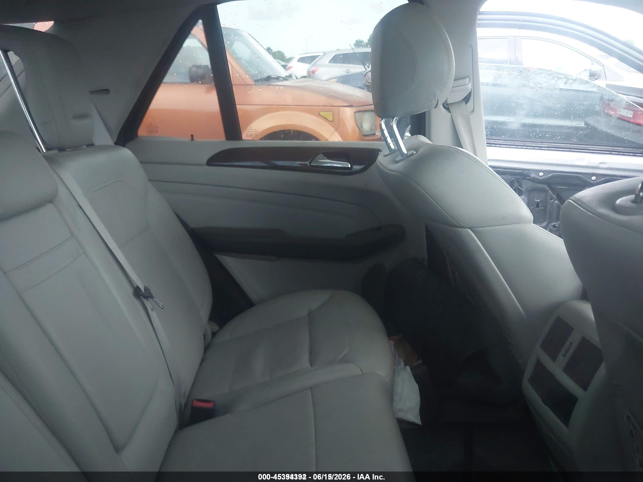 2013 Mercedes-benz Ml 350   Silver vin: 4JGDA5JB2DA155396