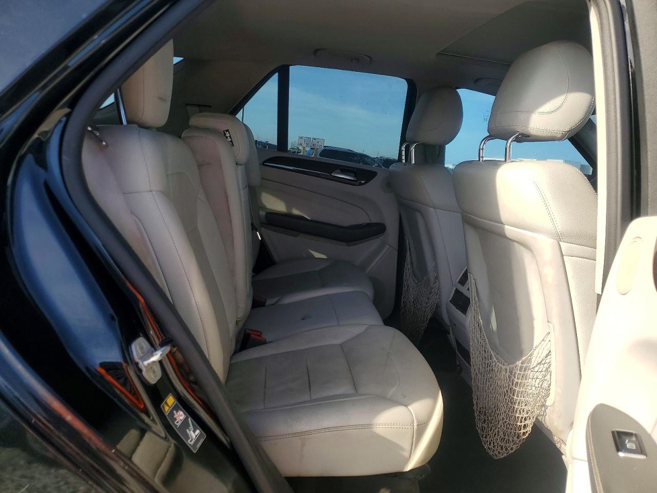 2013 Mercedes-benz Ml 350 Black vin: 4JGDA5JB2DA163790
