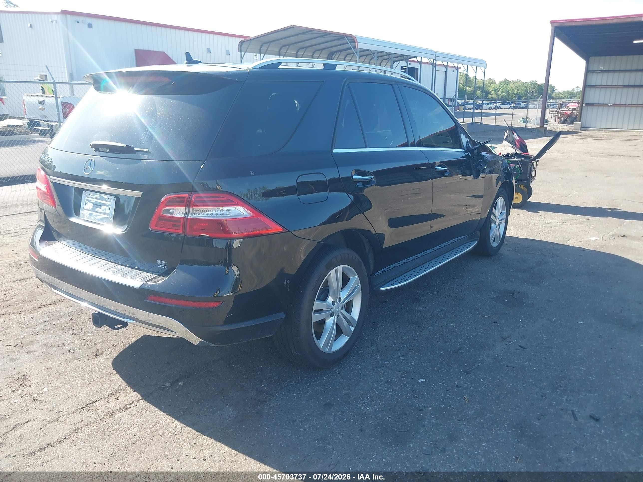2013 Mercedes-benz Ml 350   Черный vin: 4JGDA5JB2DA196076