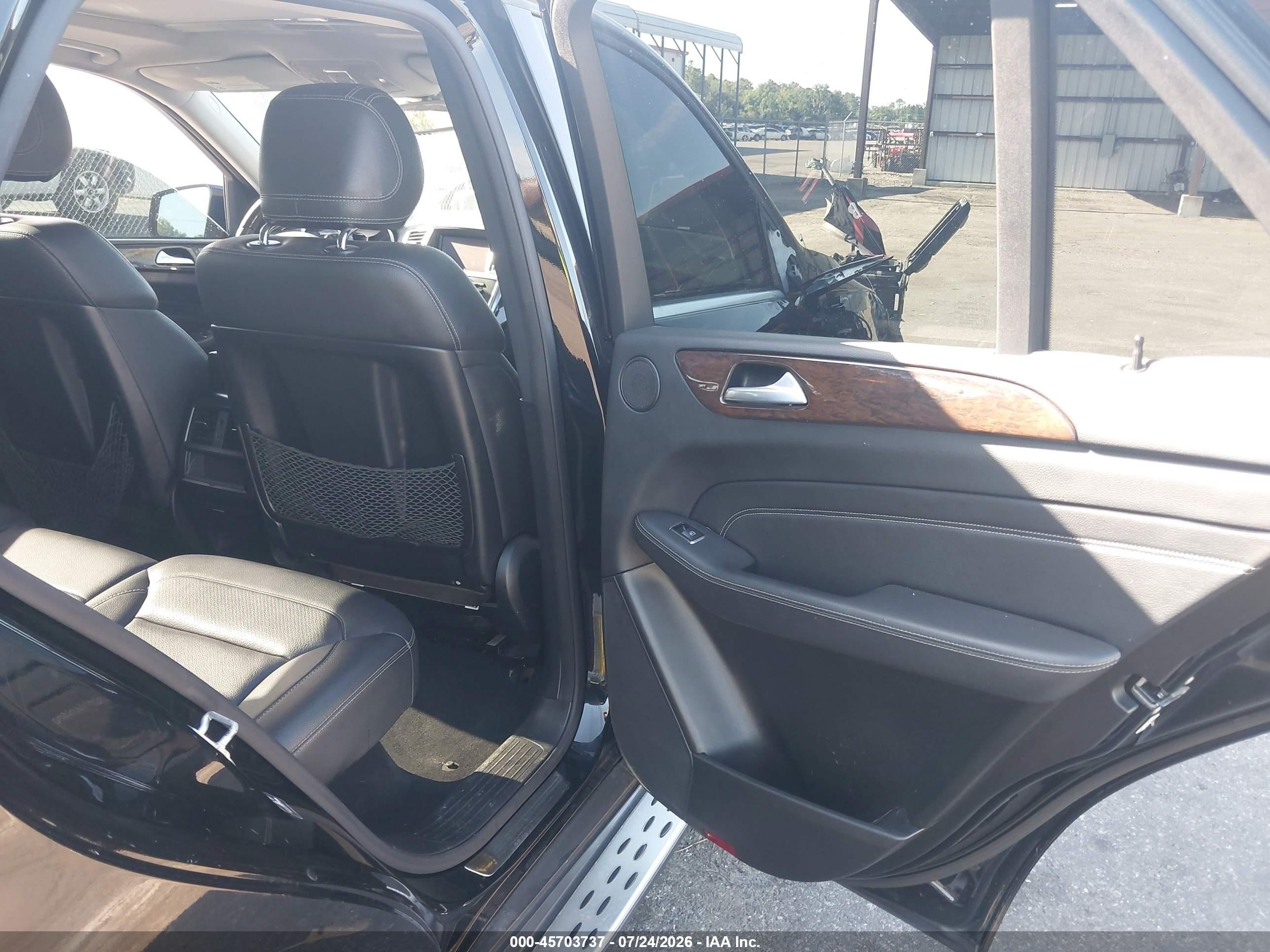 2013 Mercedes-benz Ml 350   Черный vin: 4JGDA5JB2DA196076