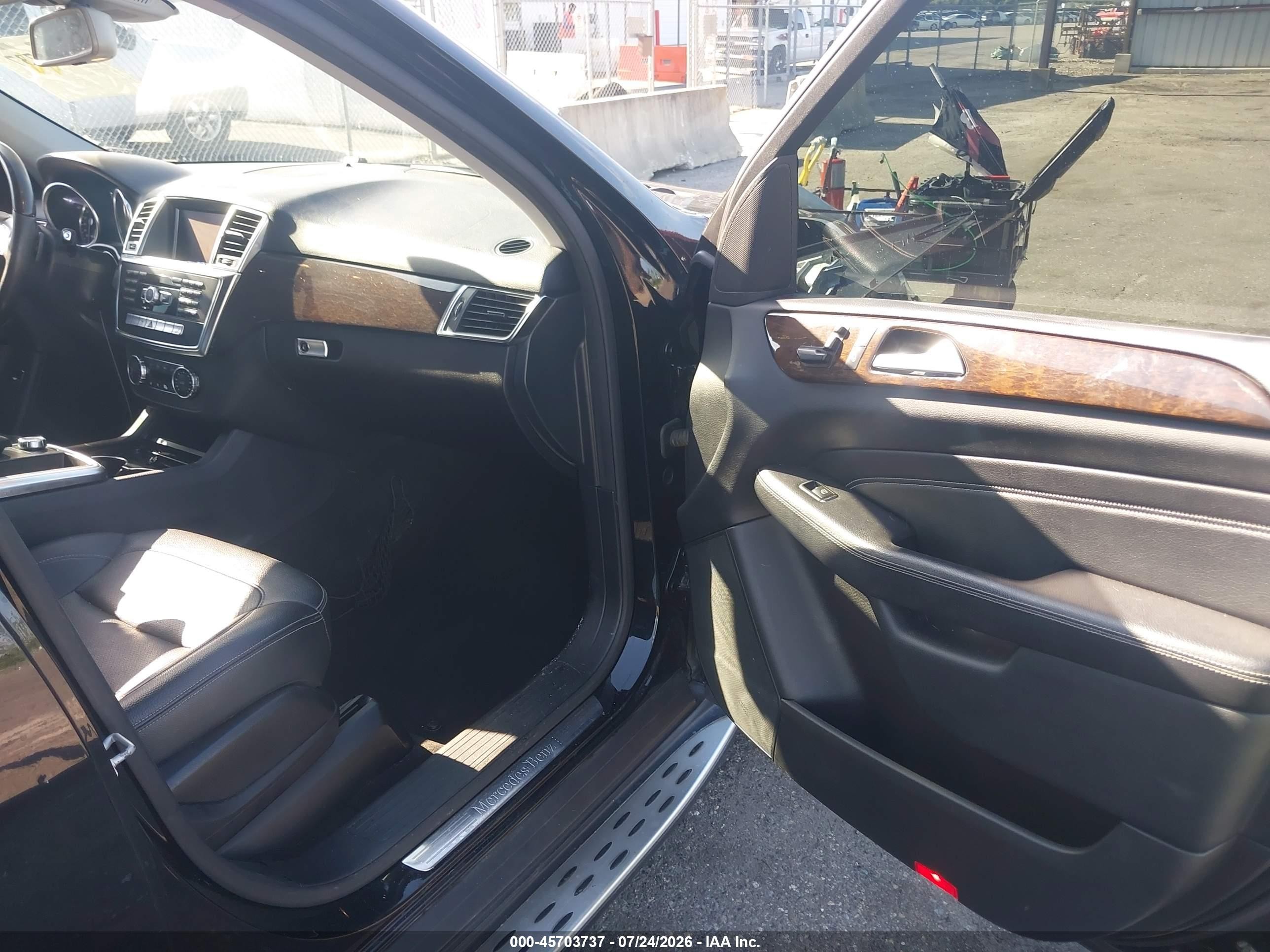 2013 Mercedes-benz Ml 350   Черный vin: 4JGDA5JB2DA196076