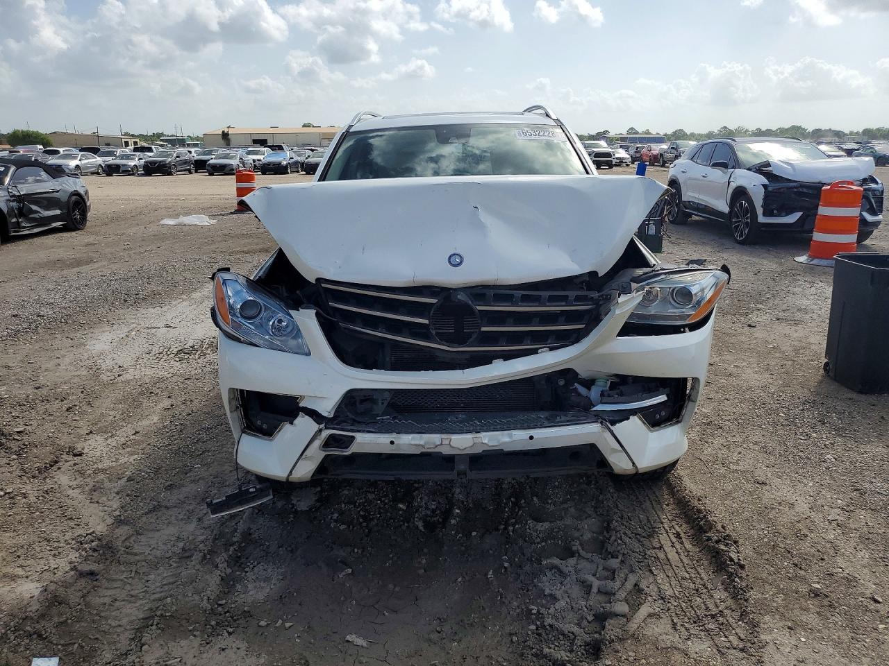 2014 Mercedes-benz Ml 350 White vin: 4JGDA5JB2EA326486