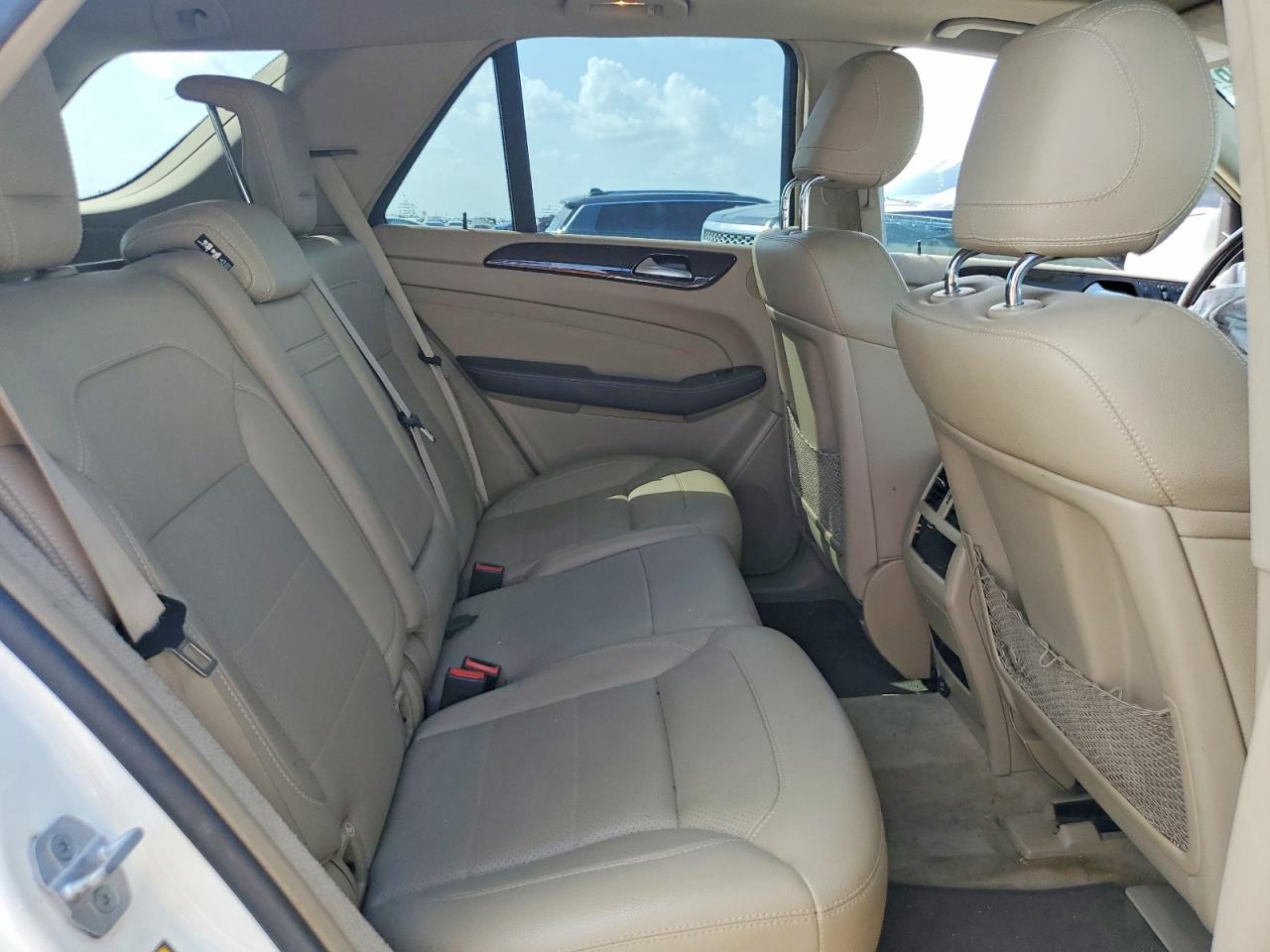 2014 Mercedes-benz Ml 350 White vin: 4JGDA5JB2EA326486