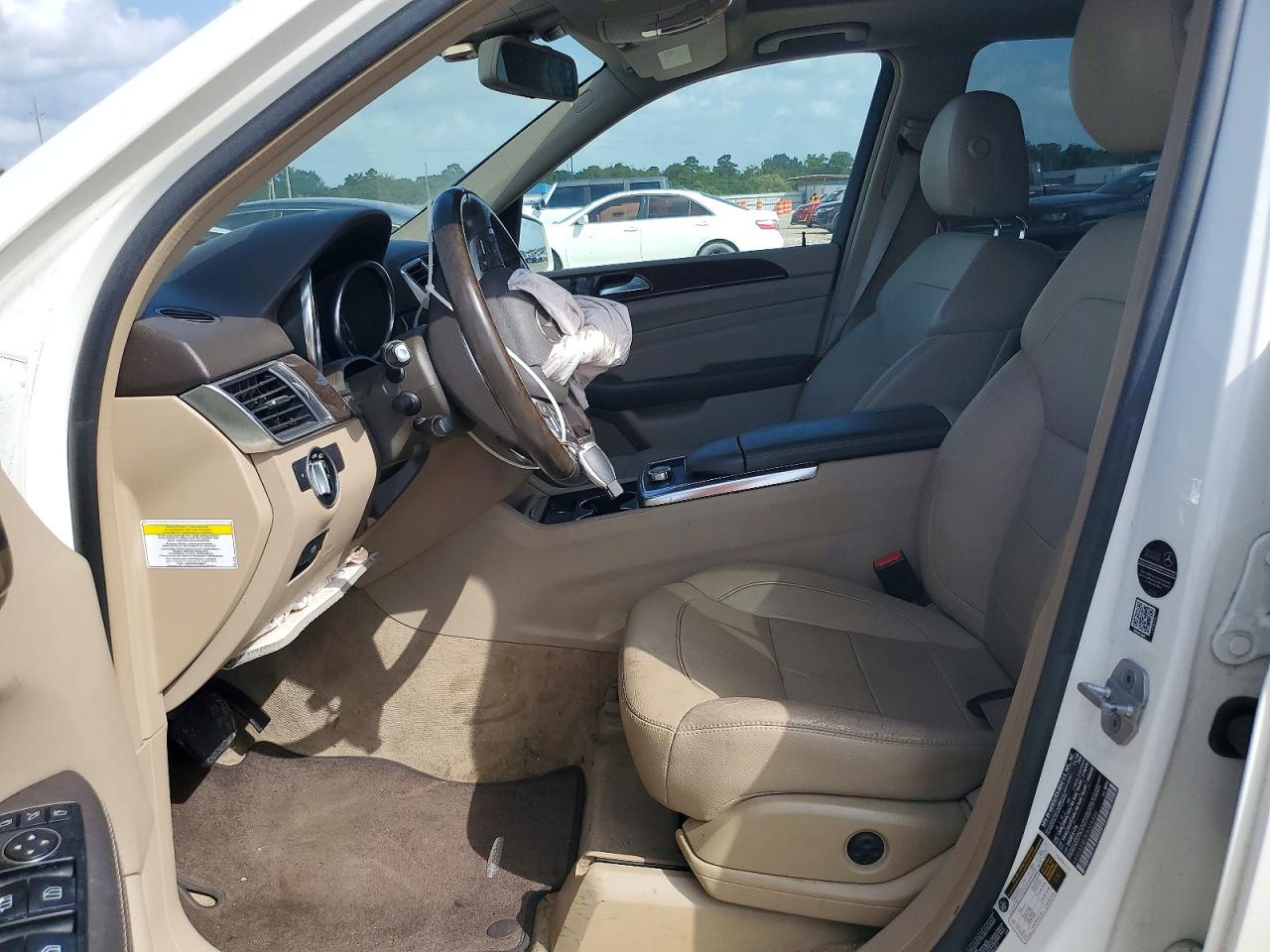 2014 Mercedes-benz Ml 350 White vin: 4JGDA5JB2EA326486