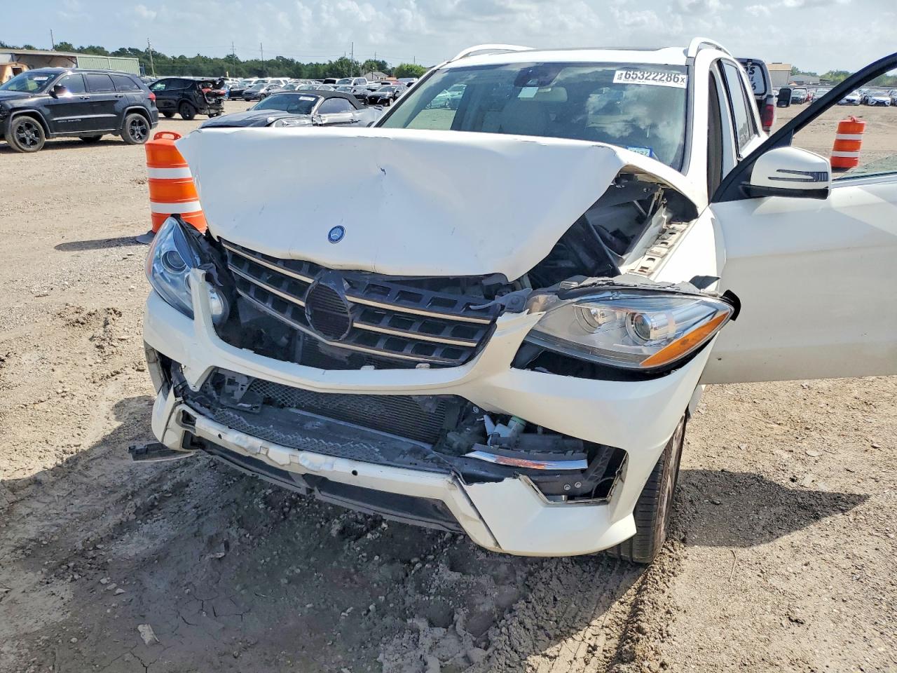 2014 Mercedes-benz Ml 350 White vin: 4JGDA5JB2EA326486