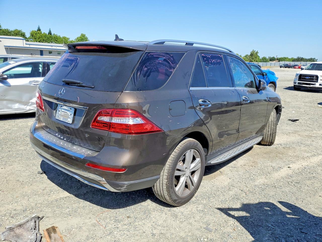 2014 Mercedes-benz Ml 350 Коричневый vin: 4JGDA5JB2EA340372