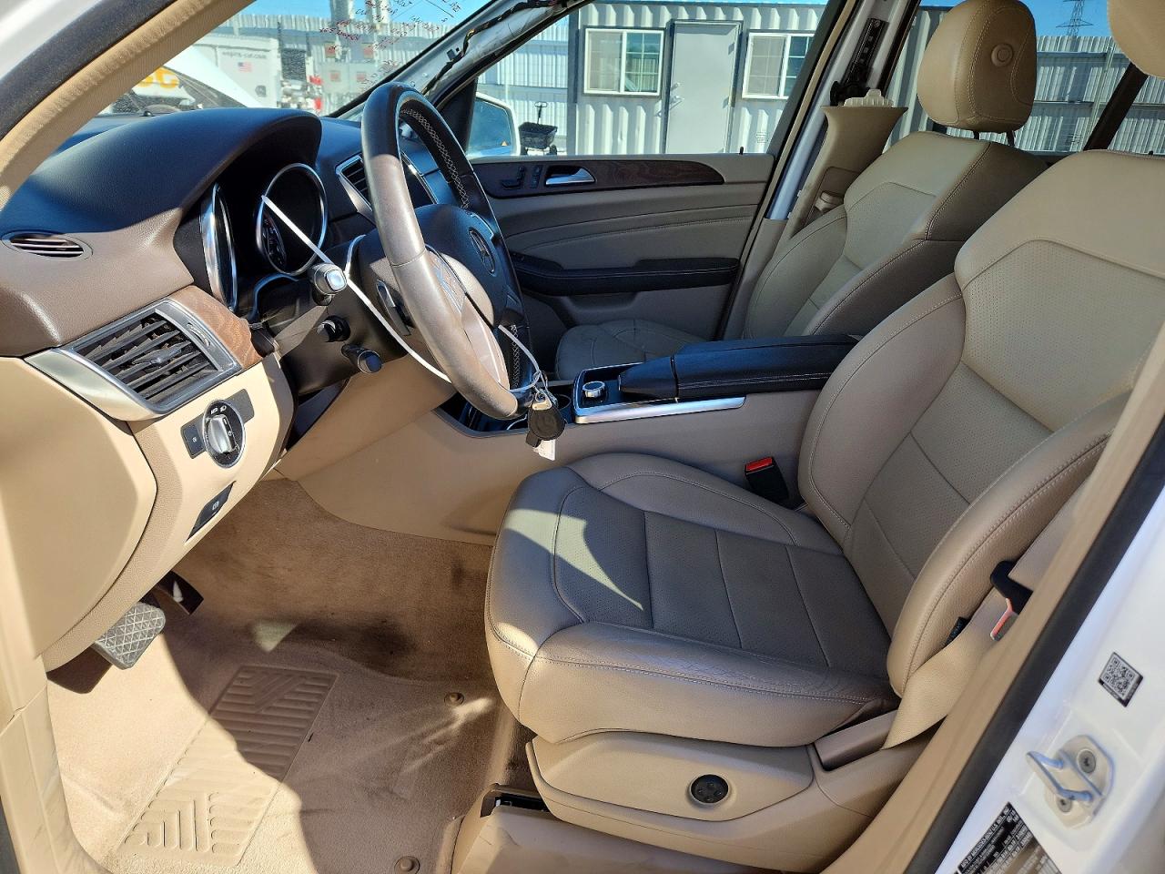 2015 Mercedes-benz Ml 350 White vin: 4JGDA5JB2FA557129