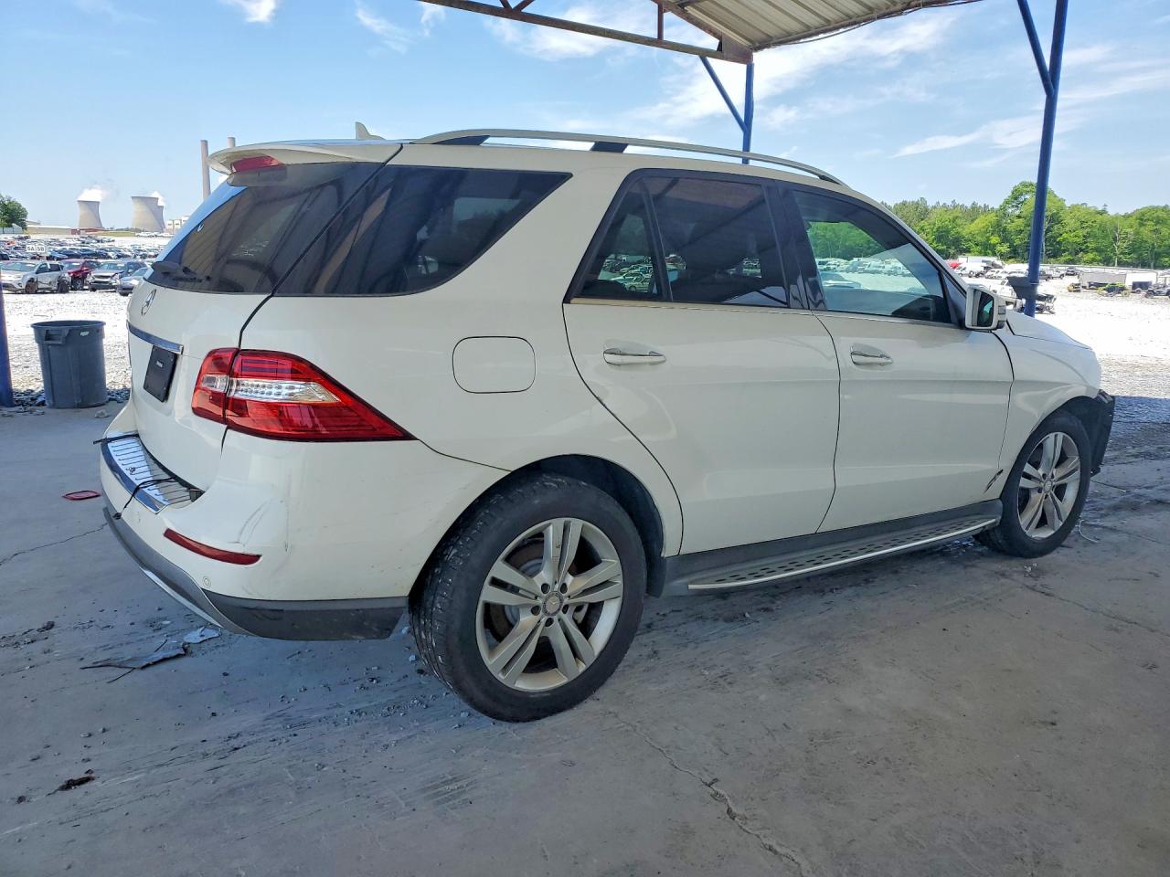 2015 Mercedes-benz Ml 350 Белый vin: 4JGDA5JB2FA574710