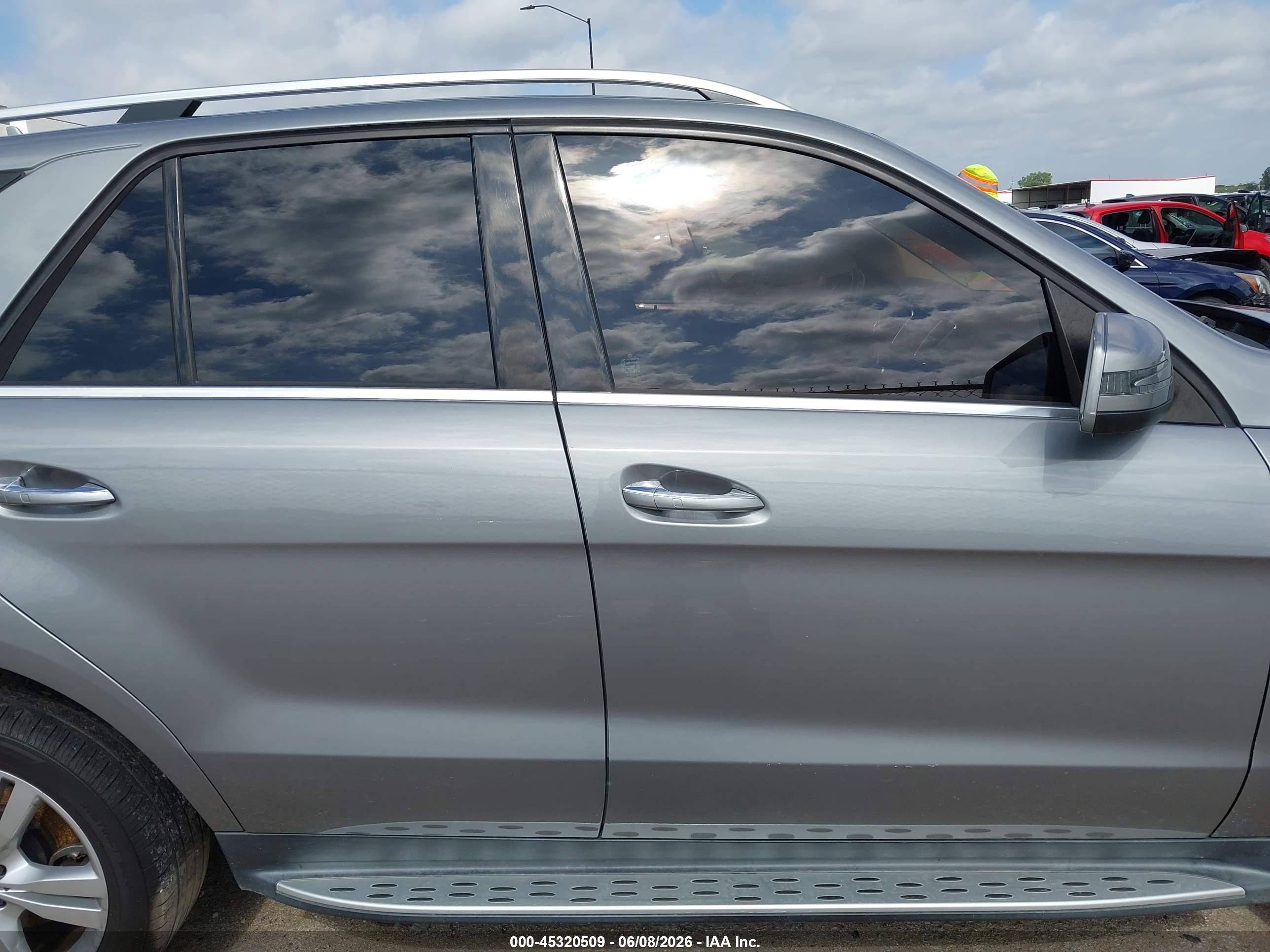 2015 Mercedes-benz Ml 350   Silver vin: 4JGDA5JB2FA611268