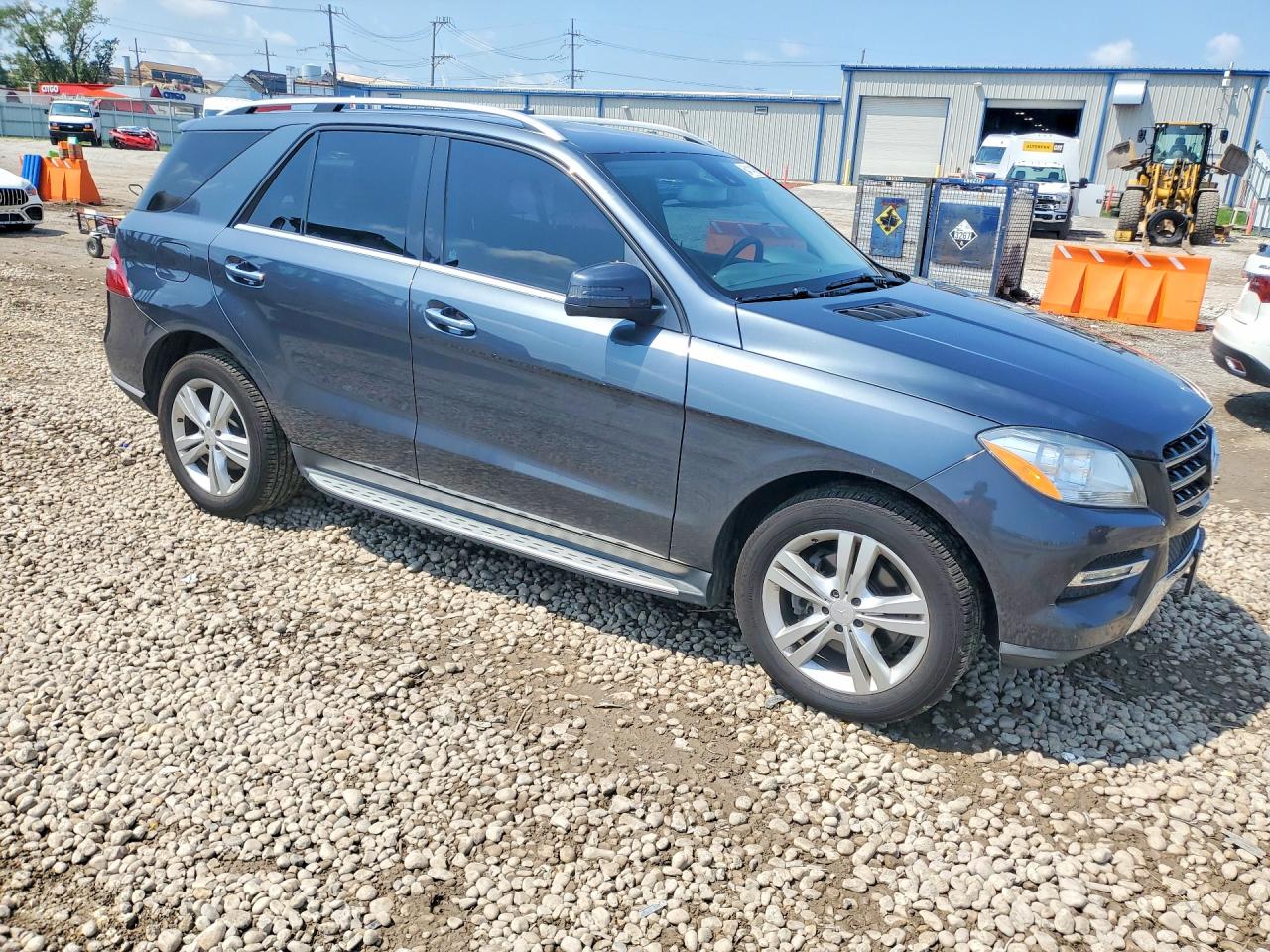 2013 Mercedes-benz Ml 350 Blue vin: 4JGDA5JB3DA185720