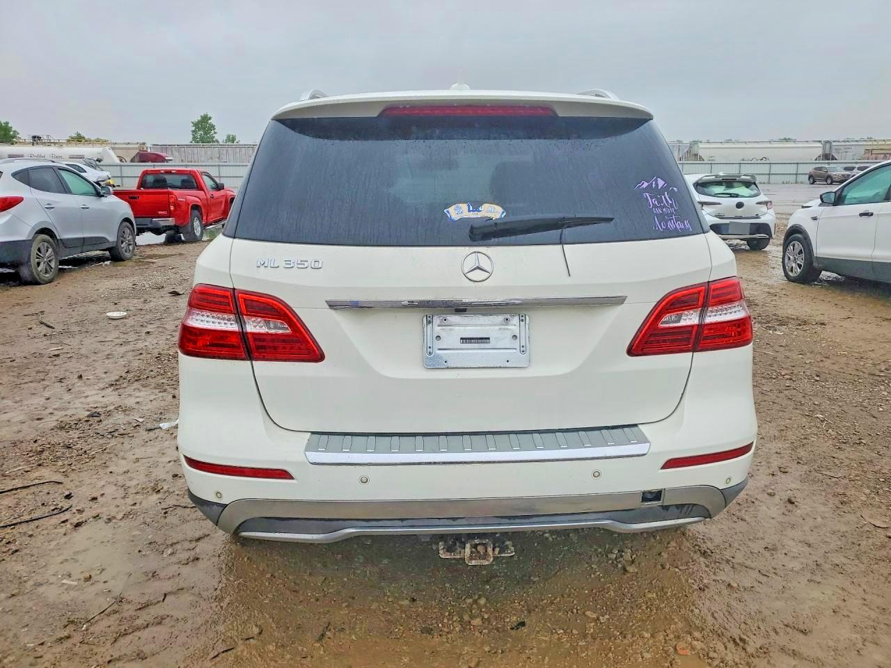 2013 Mercedes-benz Ml 350 White vin: 4JGDA5JB3DA200023