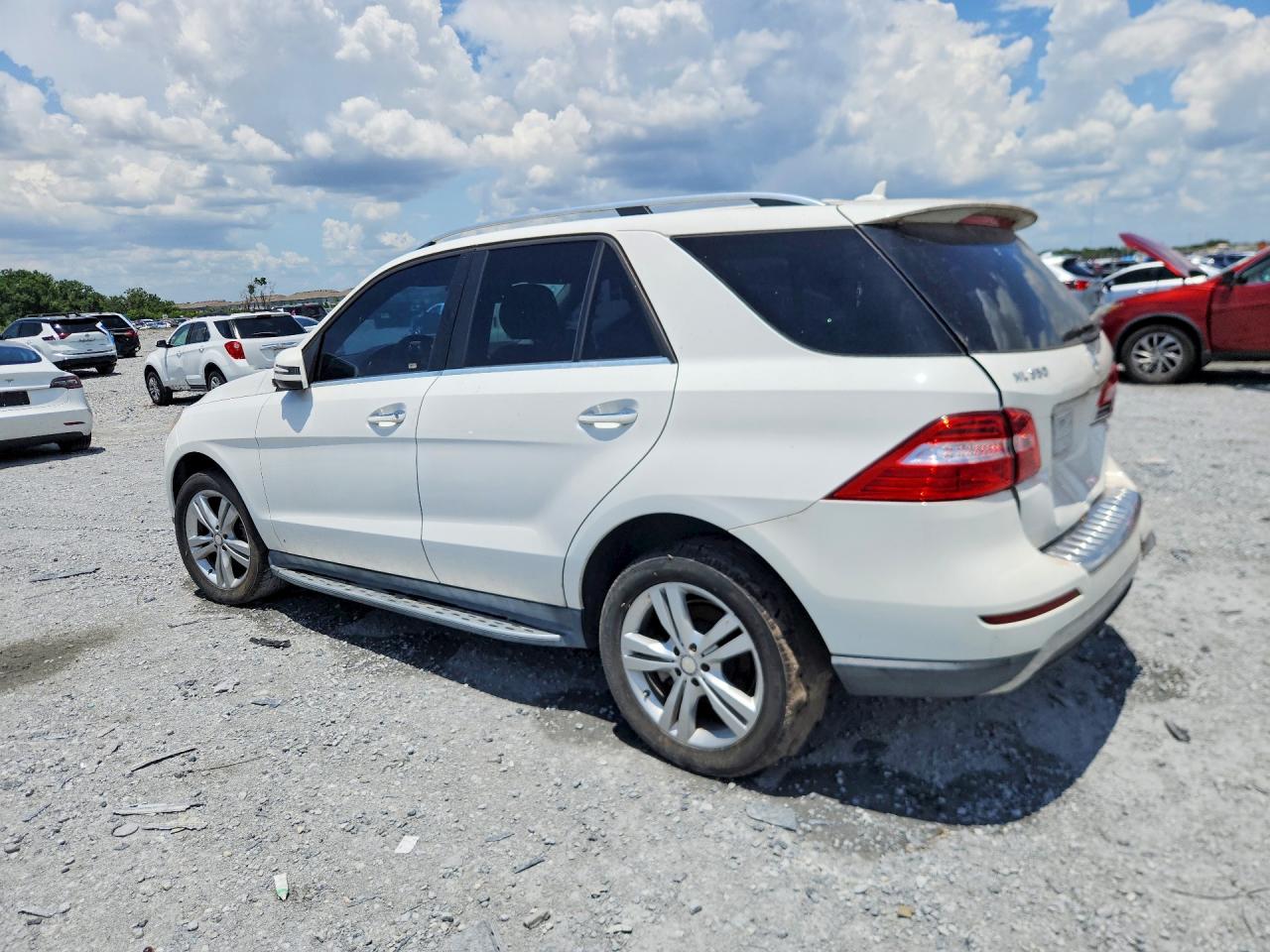 2014 Mercedes-benz Ml 350 White vin: 4JGDA5JB3EA315674
