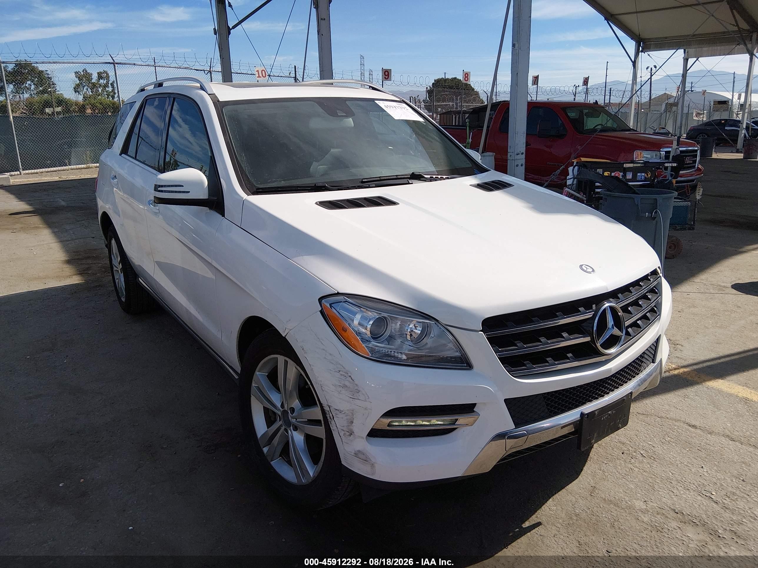 2014 Mercedes-benz Ml 350   Белый vin: 4JGDA5JB3EA416794