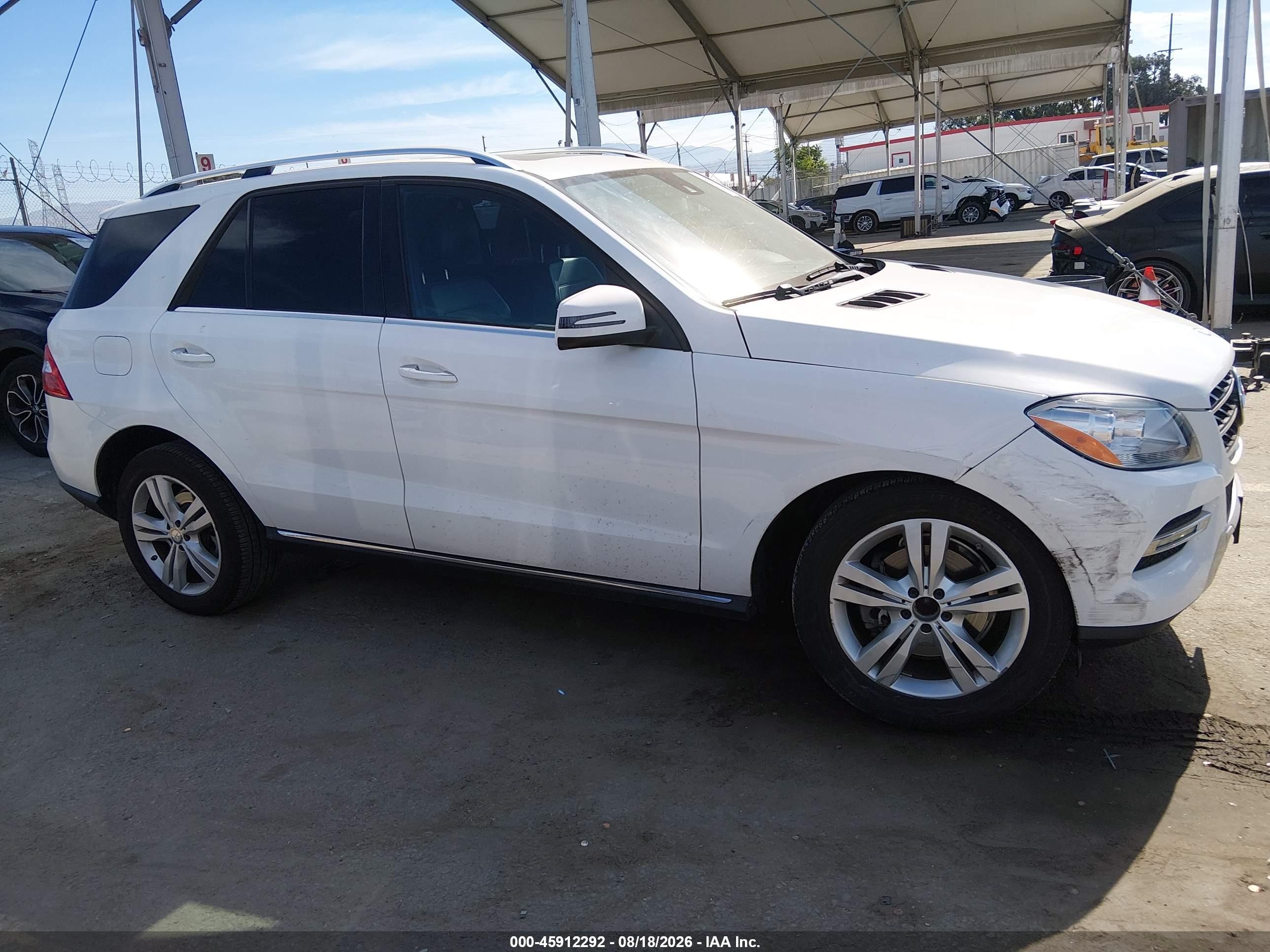 2014 Mercedes-benz Ml 350   White vin: 4JGDA5JB3EA416794