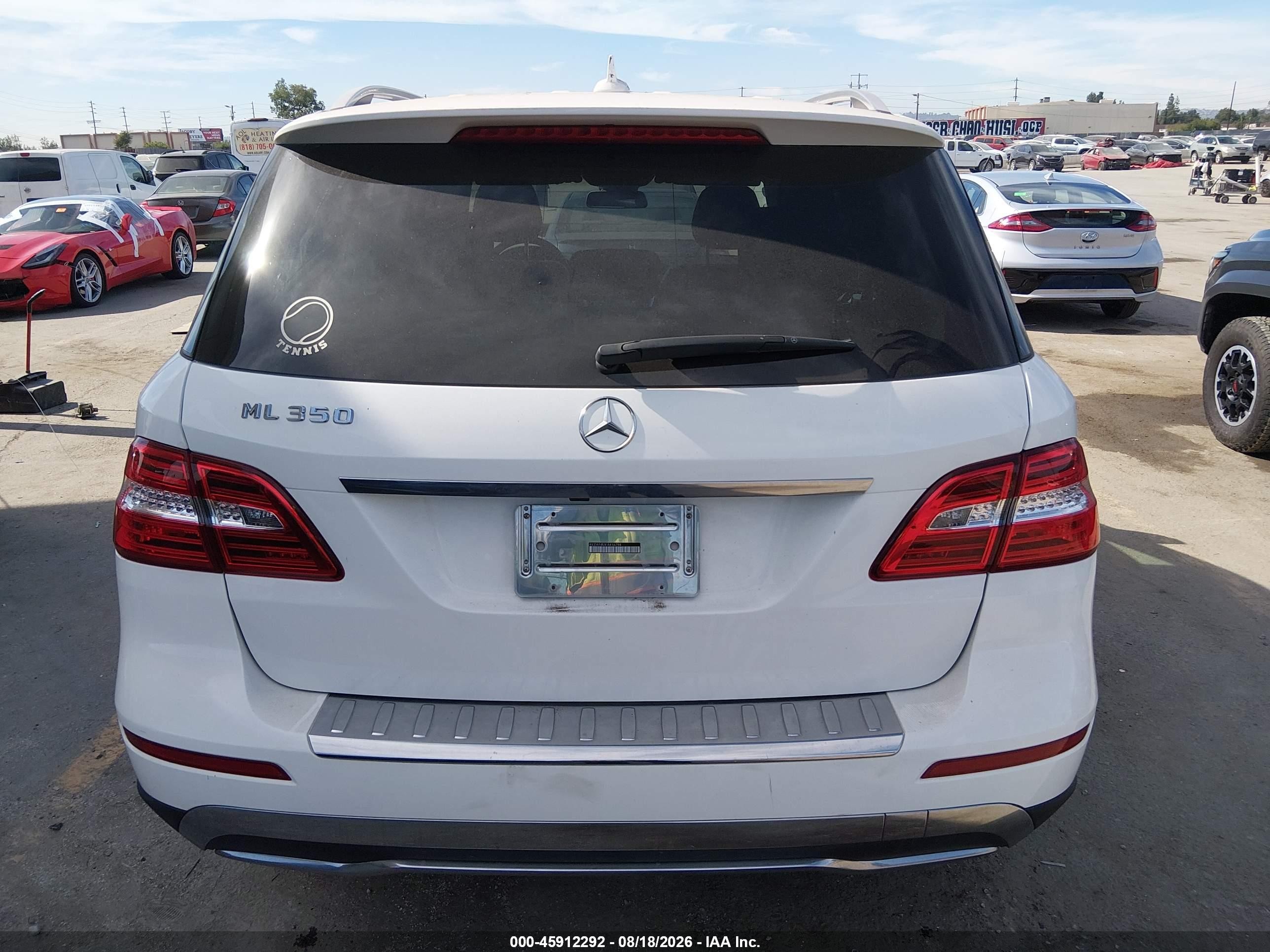 2014 Mercedes-benz Ml 350   White vin: 4JGDA5JB3EA416794
