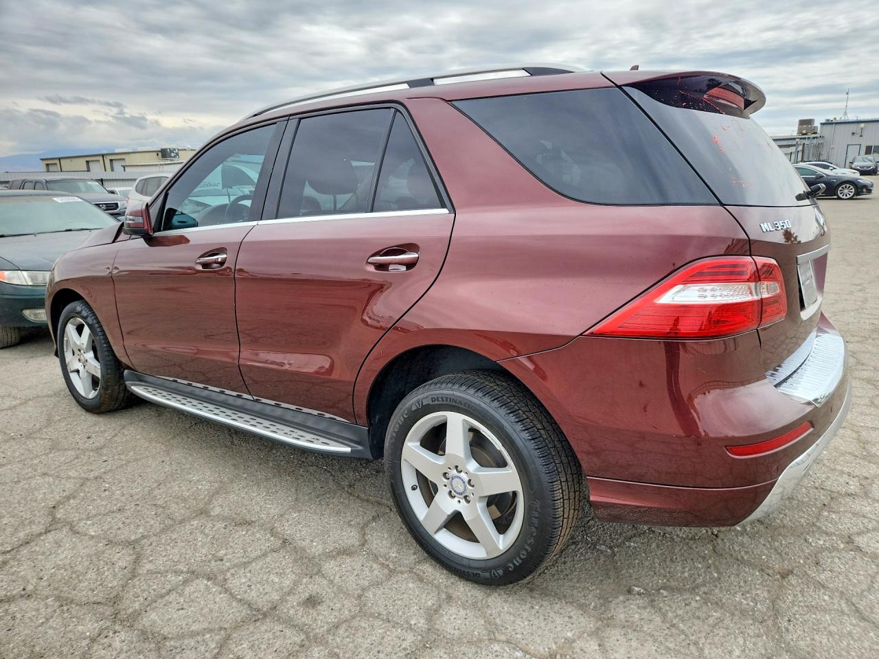 2015 Mercedes-benz Ml 350 Burgundy vin: 4JGDA5JB3FA452261