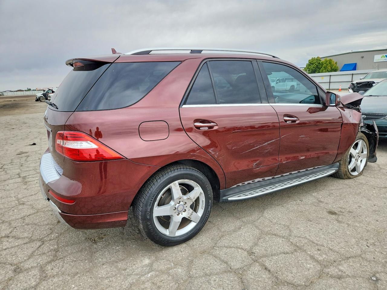 2015 Mercedes-benz Ml 350 Burgundy vin: 4JGDA5JB3FA452261