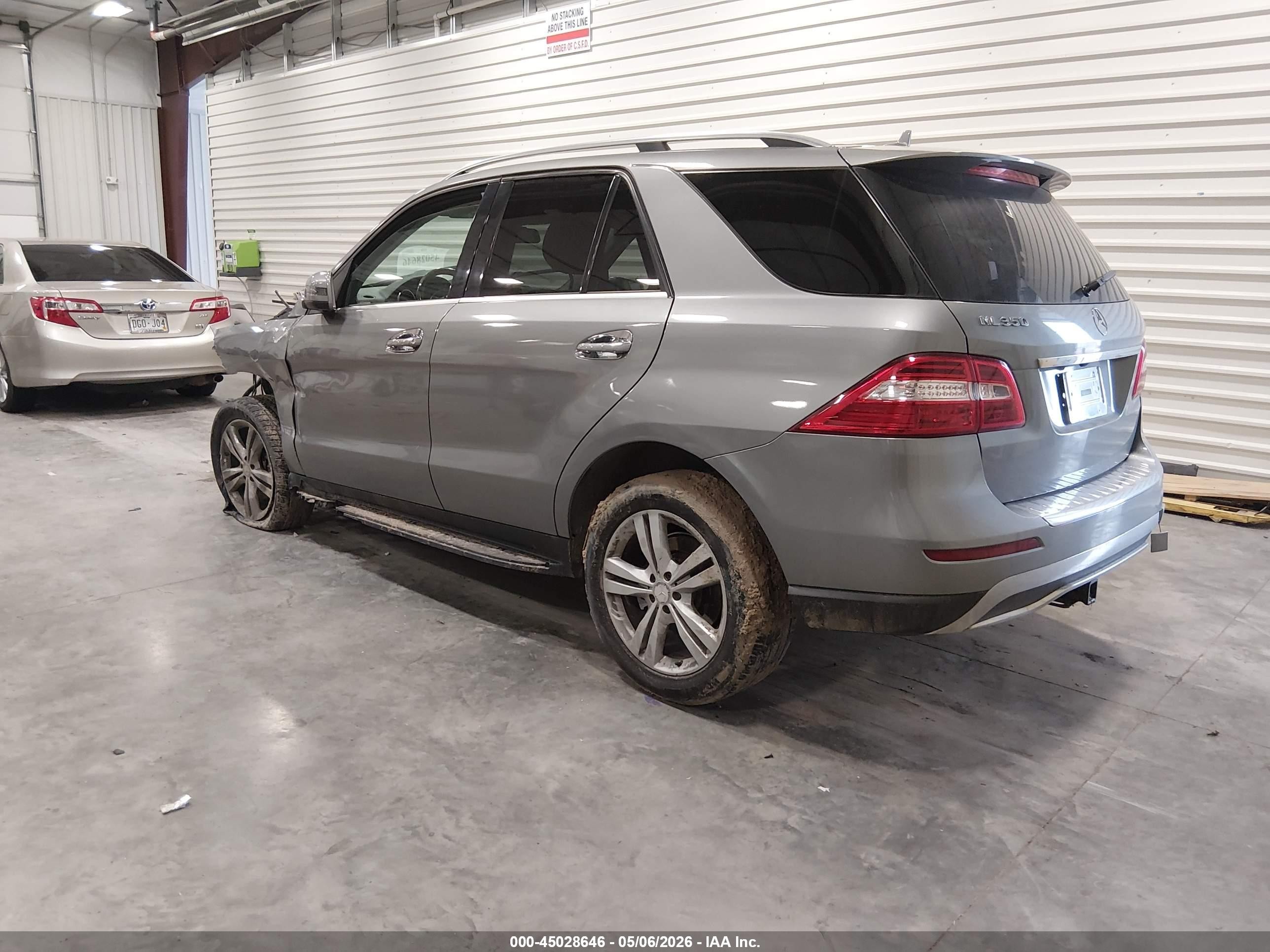 2015 Mercedes-benz Ml 350   Silver vin: 4JGDA5JB3FA467648
