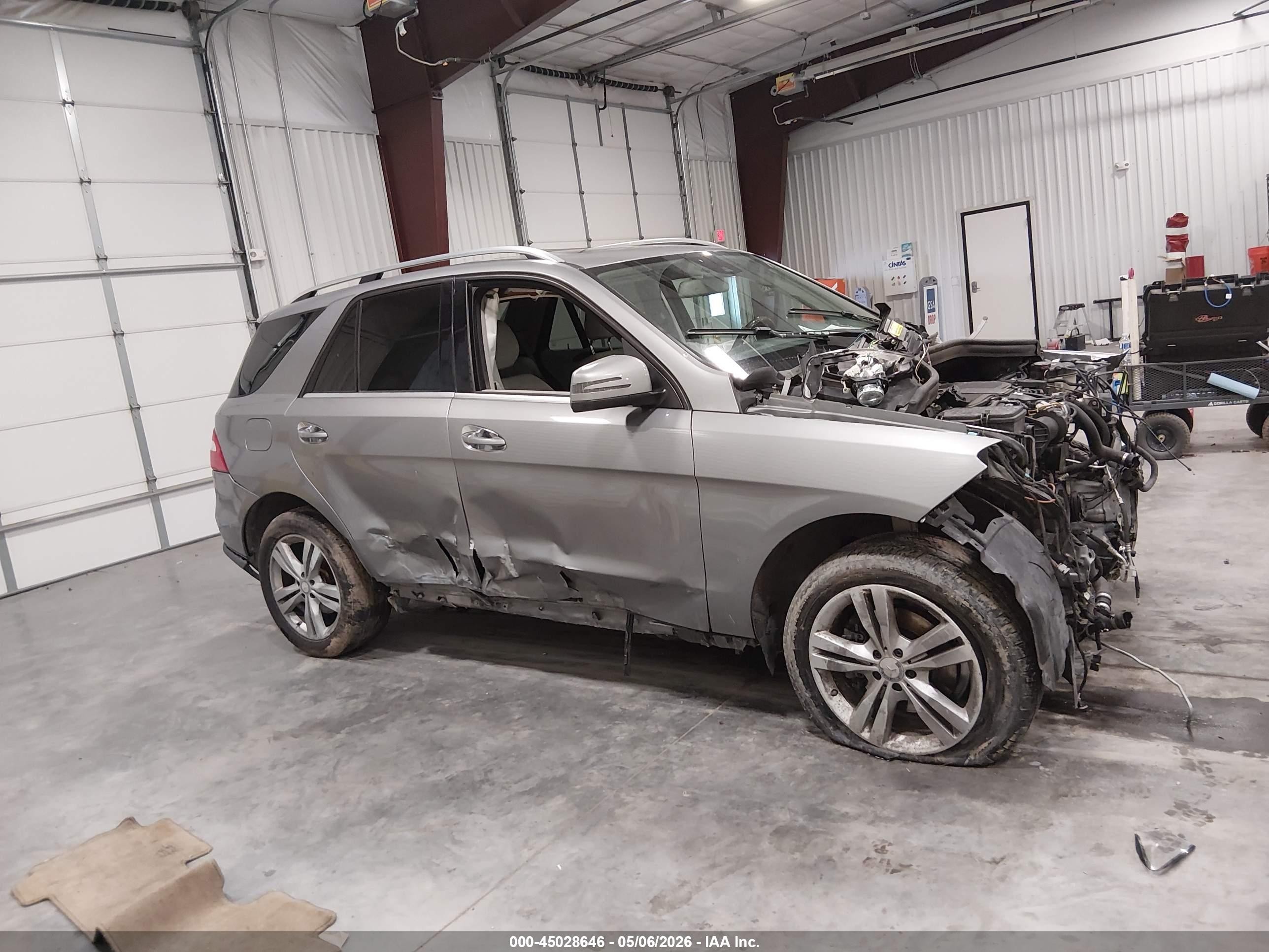 2015 Mercedes-benz Ml 350   Silver vin: 4JGDA5JB3FA467648