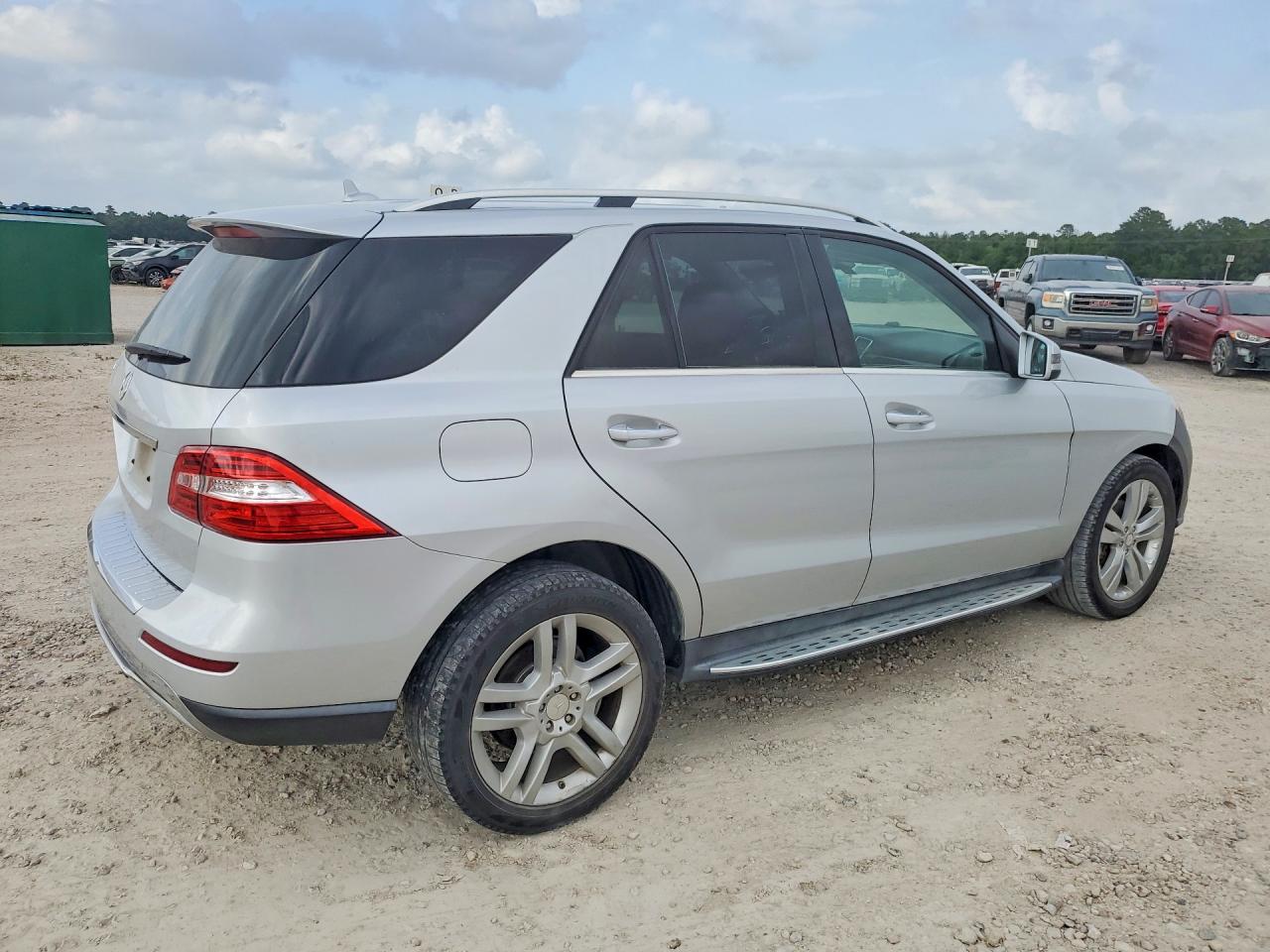 2015 Mercedes-benz Ml 350 Серебряный vin: 4JGDA5JB3FA497183