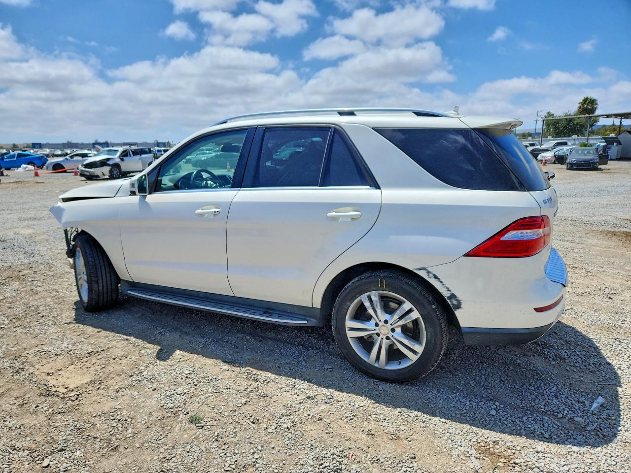 2013 Mercedes-benz Ml 350 White vin: 4JGDA5JB4DA120536