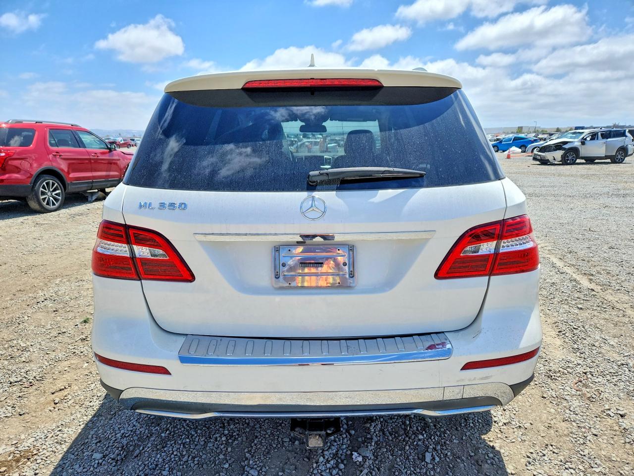 2013 Mercedes-benz Ml 350 White vin: 4JGDA5JB4DA120536