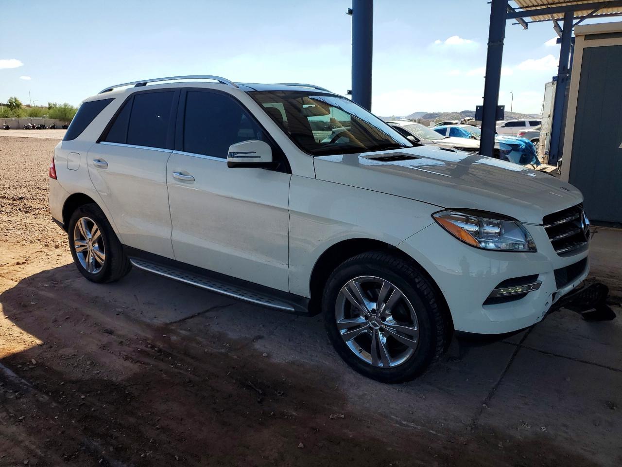 2013 Mercedes-benz Ml 350 White vin: 4JGDA5JB4DA242586