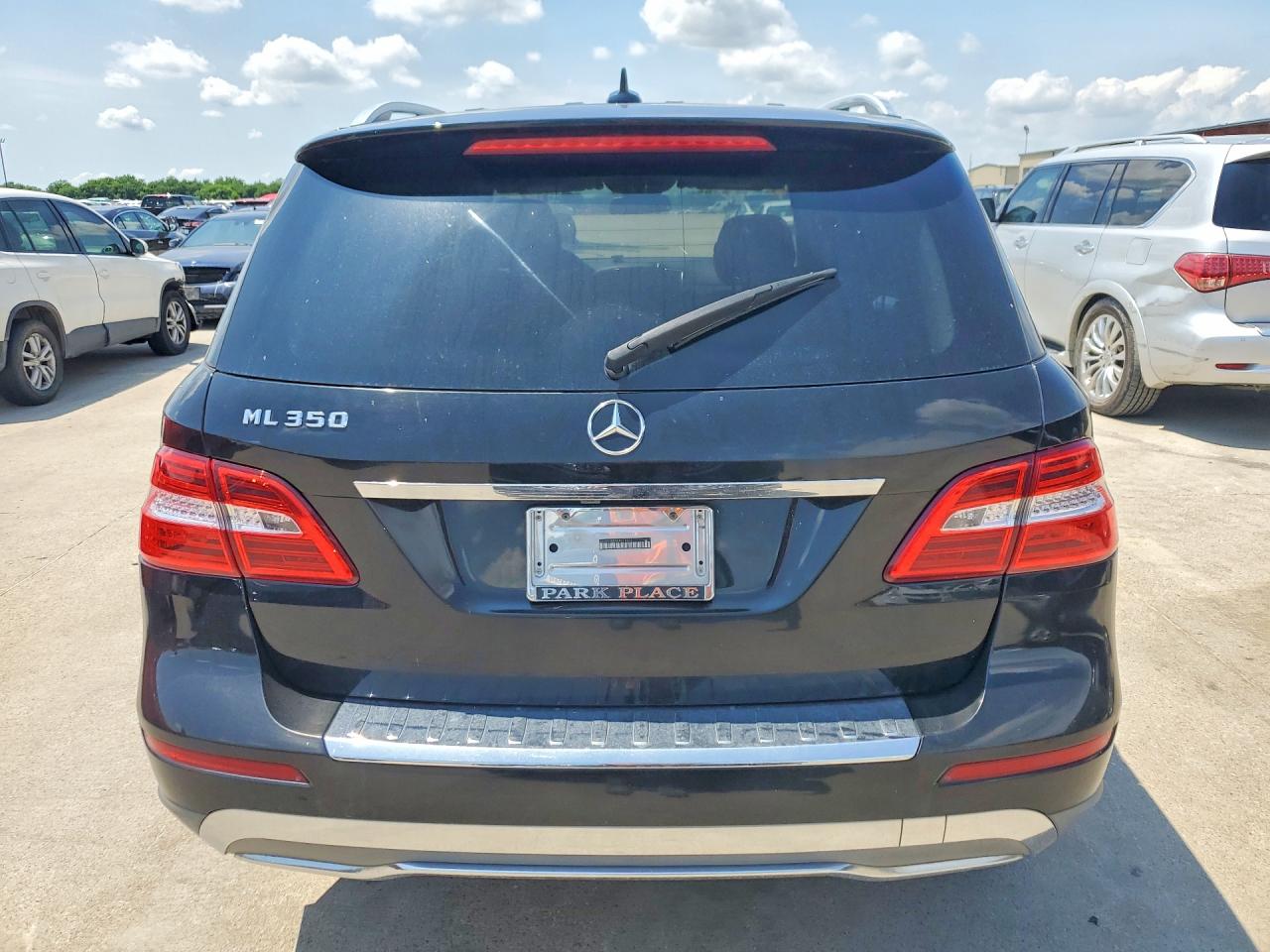 2014 Mercedes-benz Ml 350 Black vin: 4JGDA5JB4EA270678