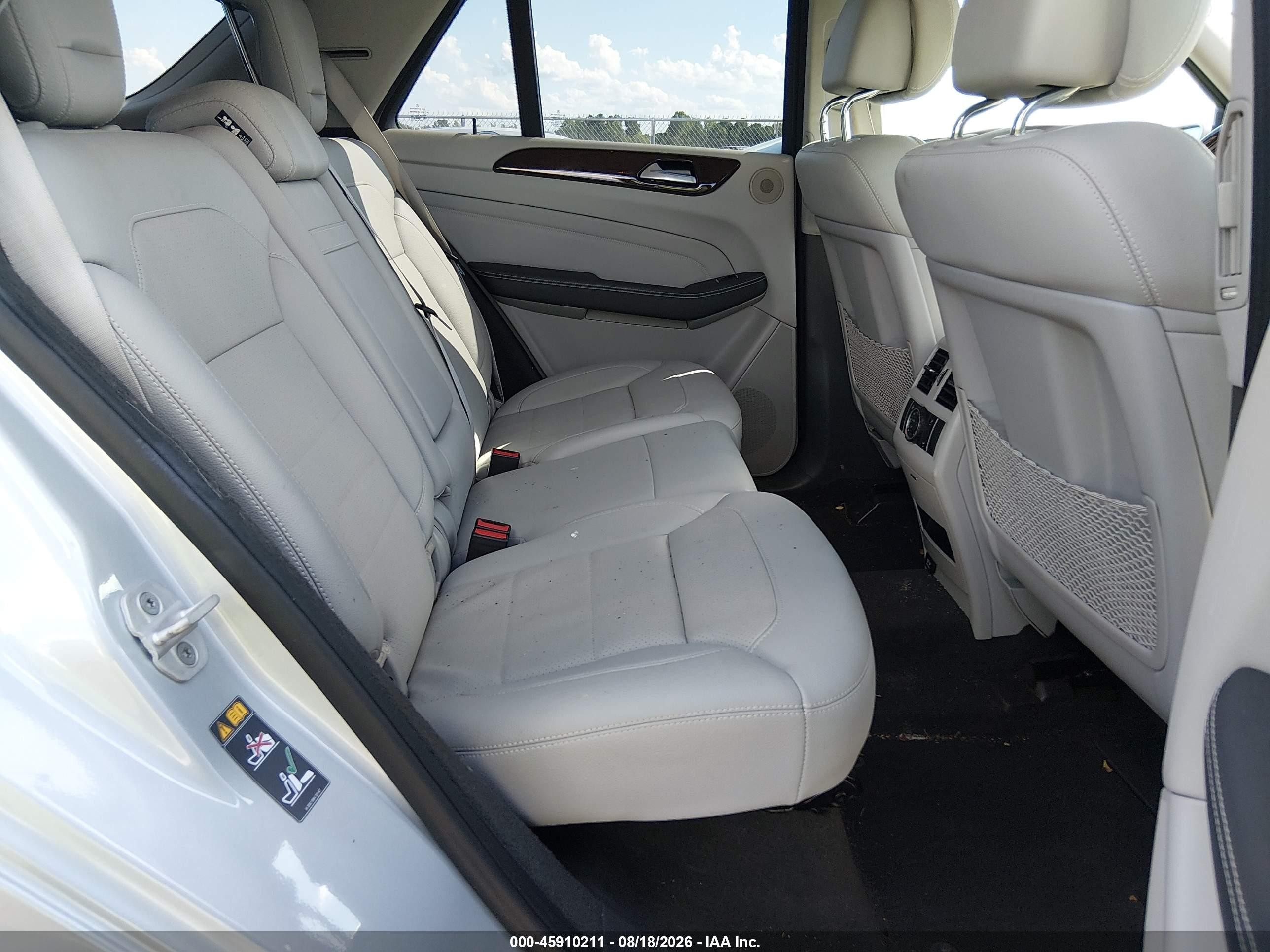 2014 Mercedes-benz Ml 350   Серебряный vin: 4JGDA5JB4EA281423