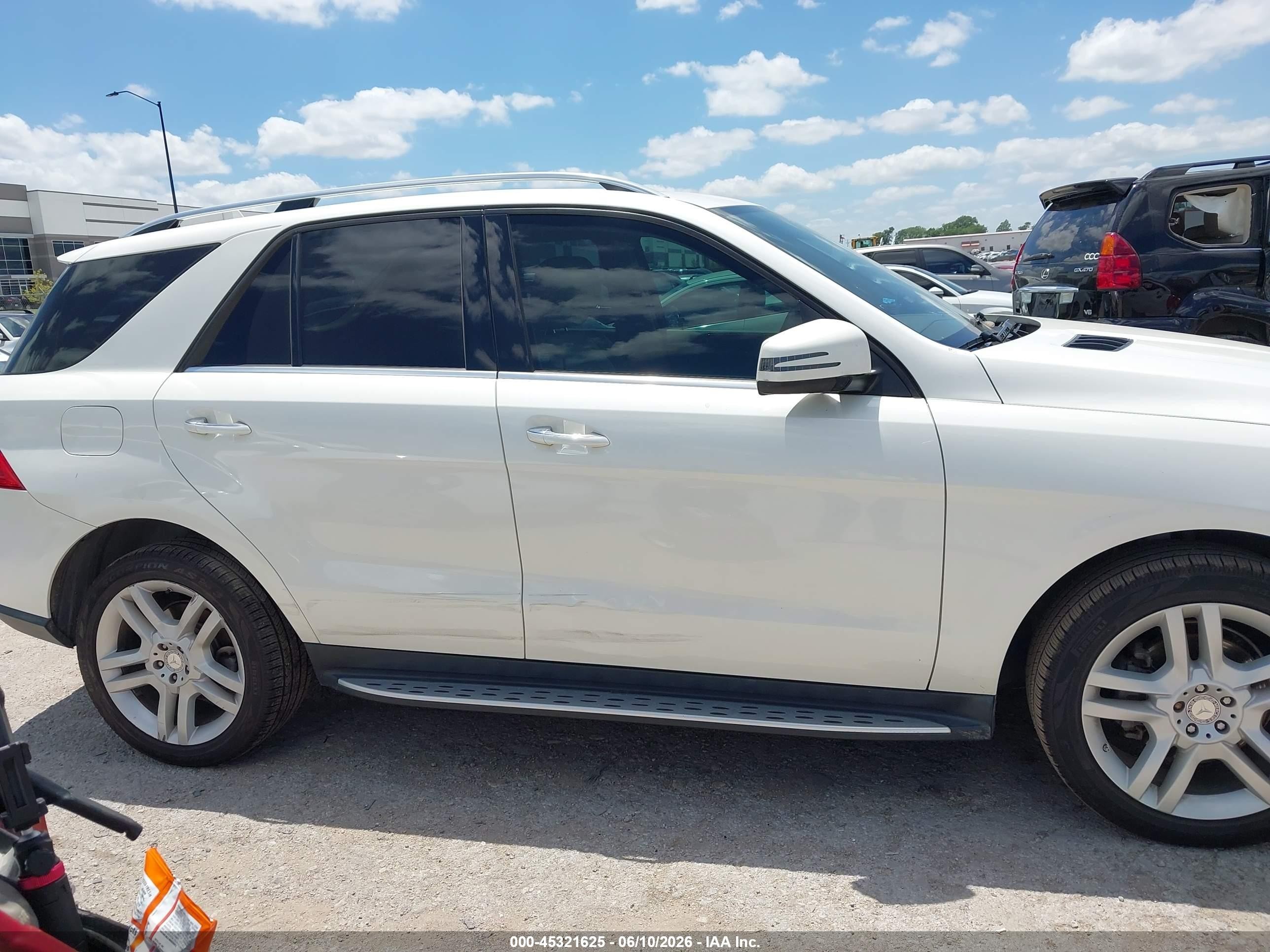 2014 Mercedes-benz Ml 350   White vin: 4JGDA5JB4EA327414
