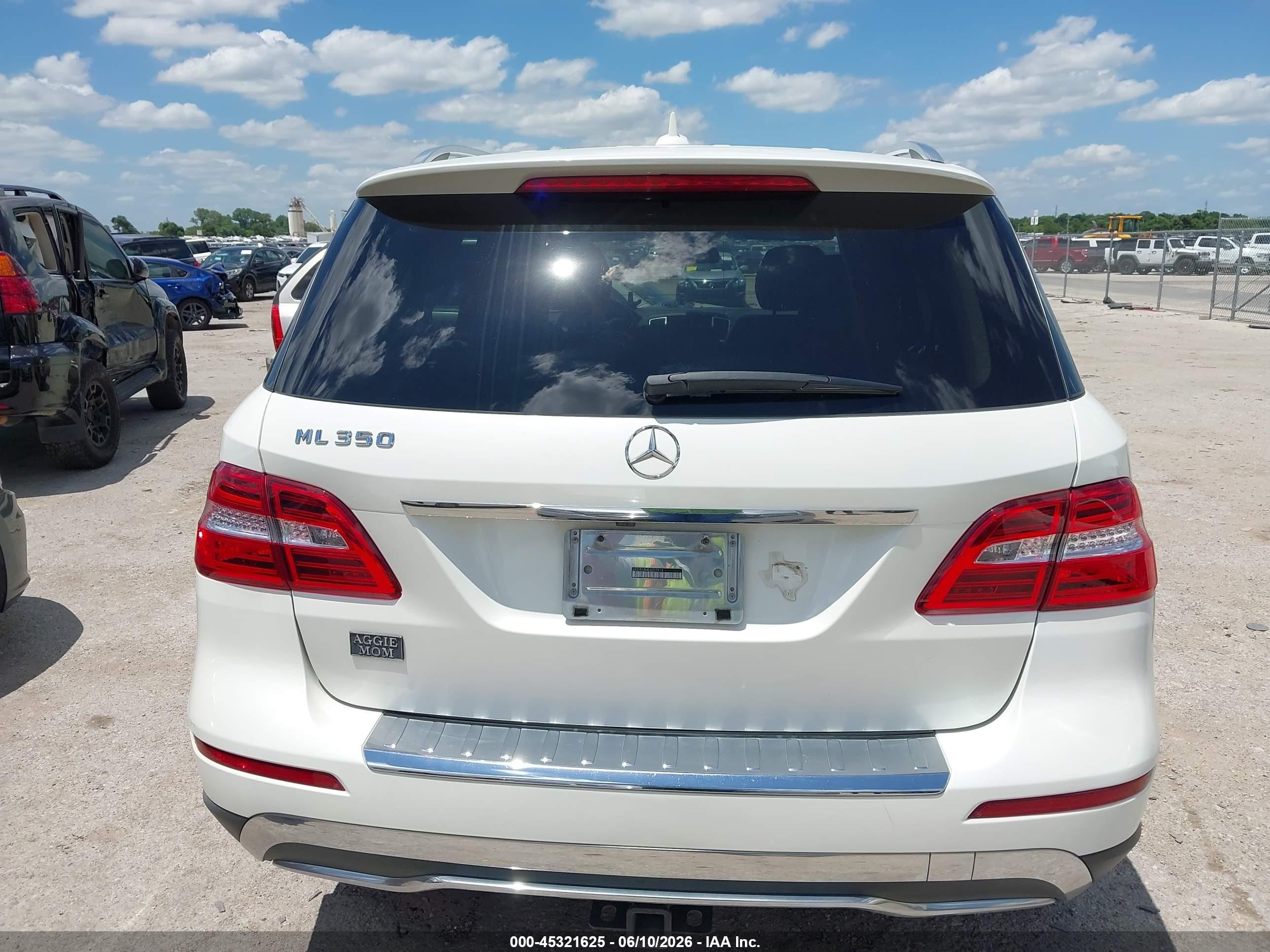 2014 Mercedes-benz Ml 350   White vin: 4JGDA5JB4EA327414