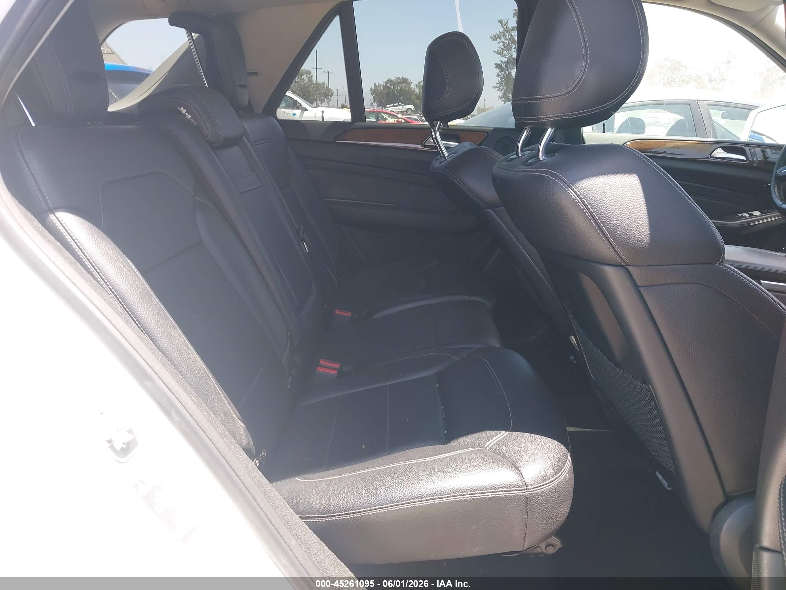 2014 Mercedes-benz Ml 350   White vin: 4JGDA5JB4EA407215