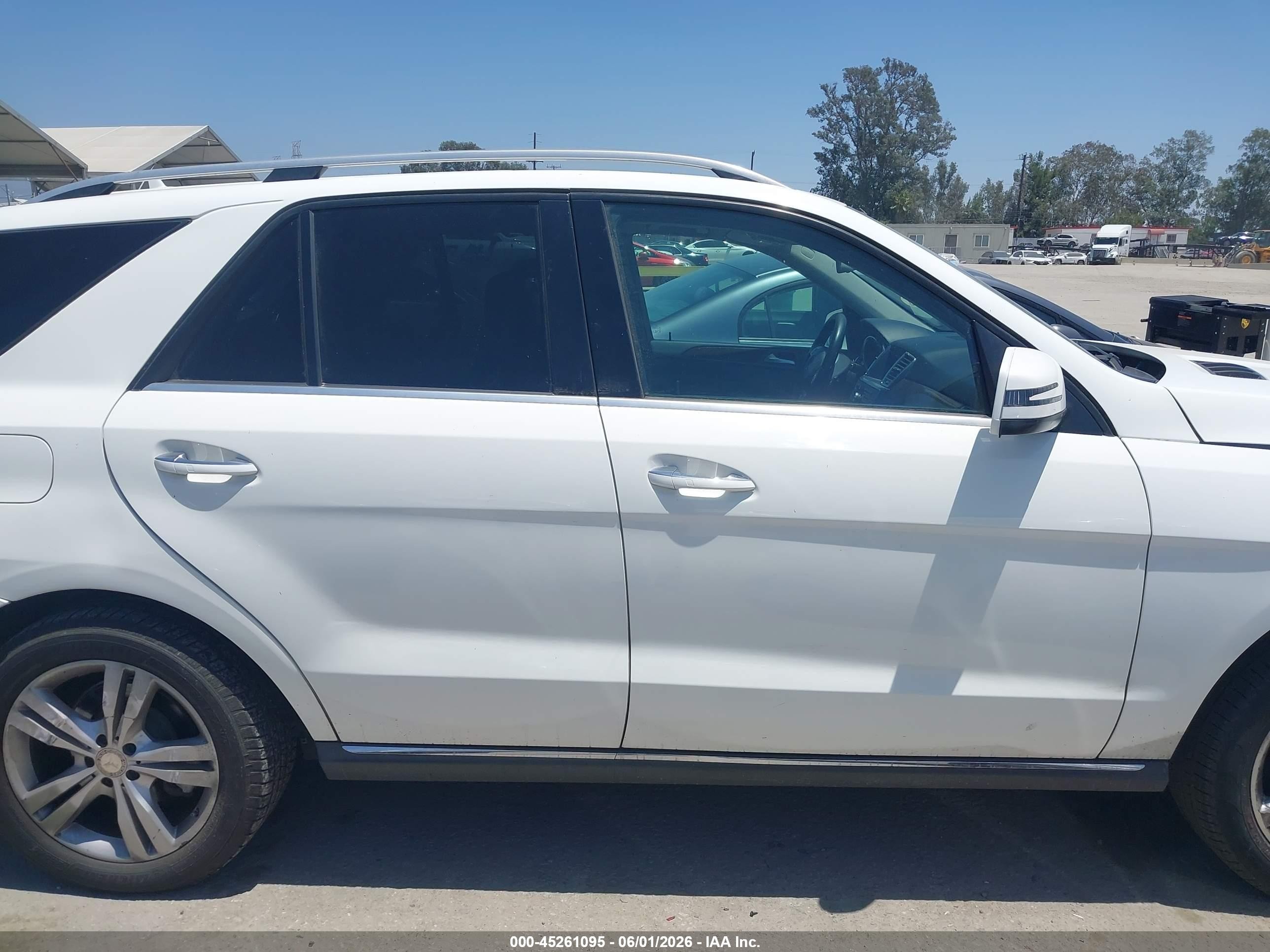 2014 Mercedes-benz Ml 350   White vin: 4JGDA5JB4EA407215