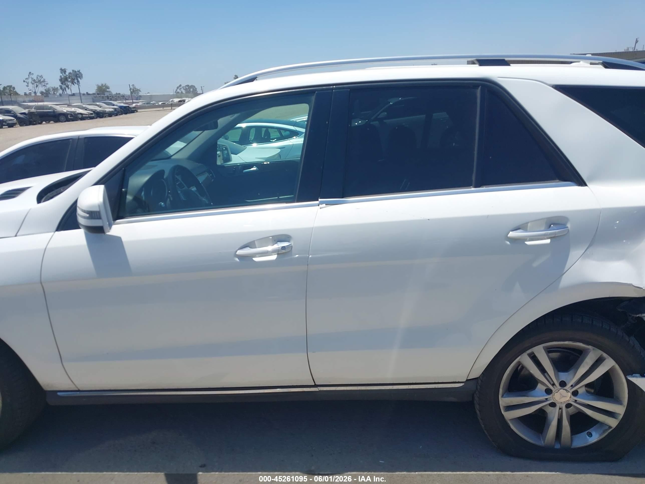 2014 Mercedes-benz Ml 350   White vin: 4JGDA5JB4EA407215