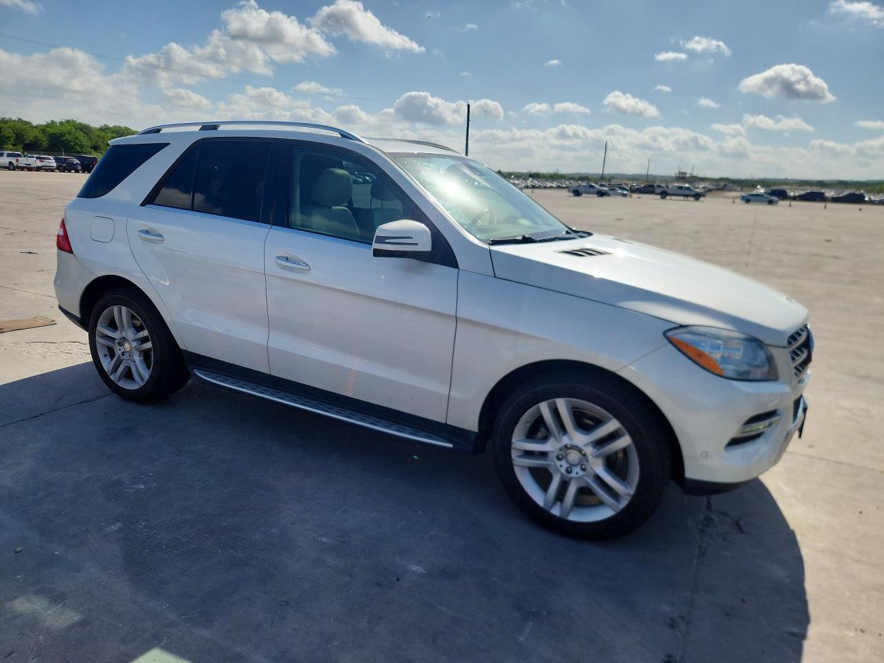 2014 Mercedes-benz Ml 350 White vin: 4JGDA5JB4EA411782