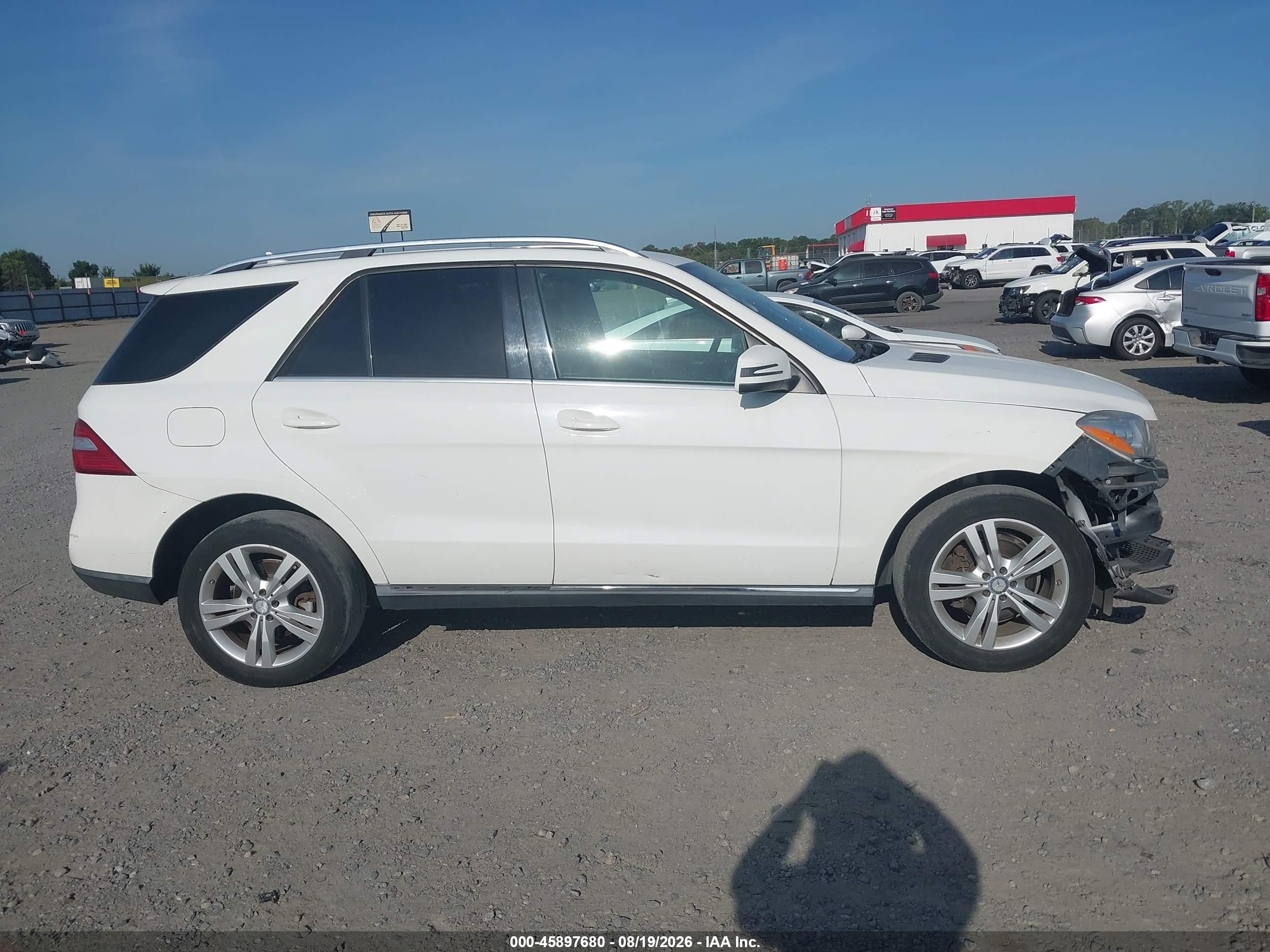 2015 Mercedes-benz Ml 350 White vin: 4JGDA5JB4FA514587